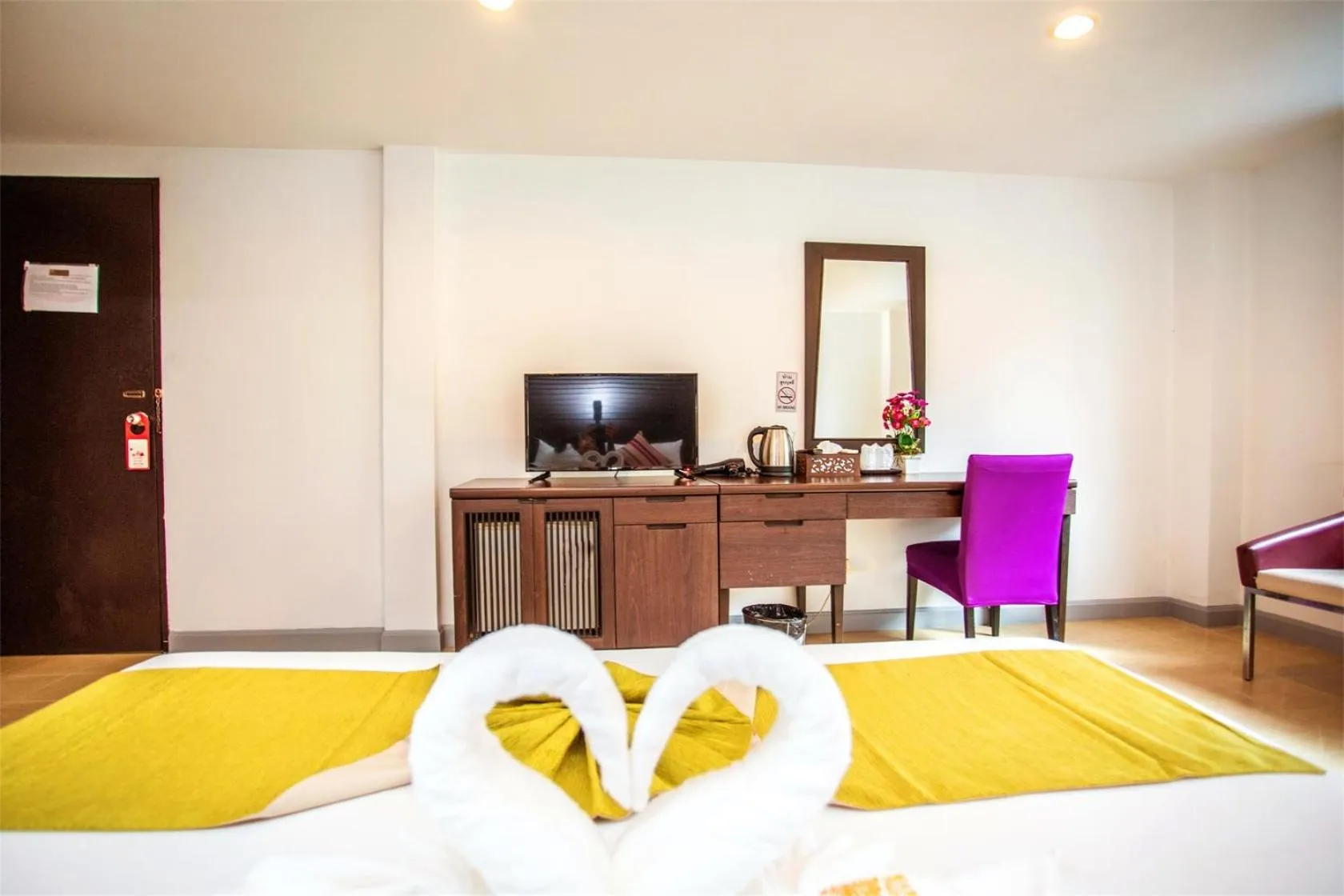 Bed in Sino House Patong