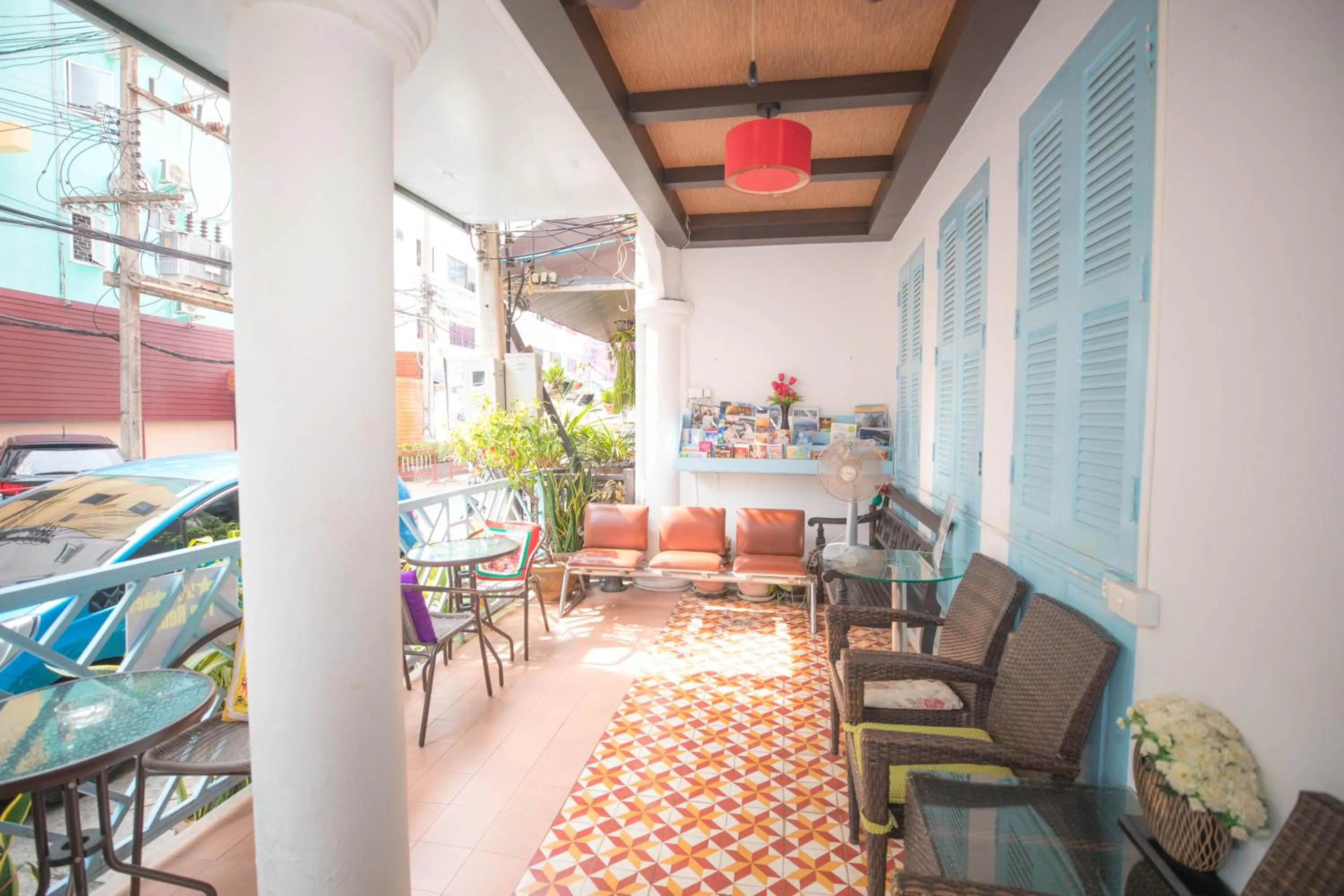 Lounge or bar in Sino House Patong