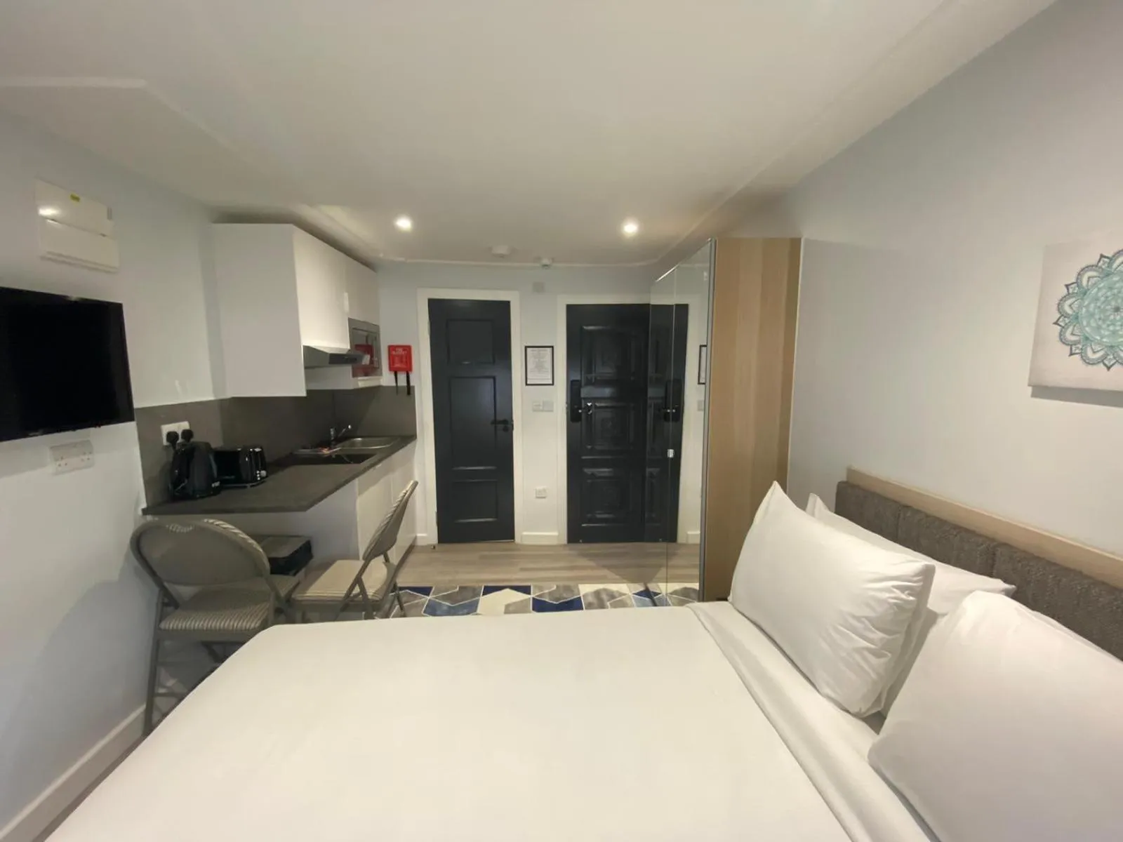 Bedroom, Bed in MSK Premium