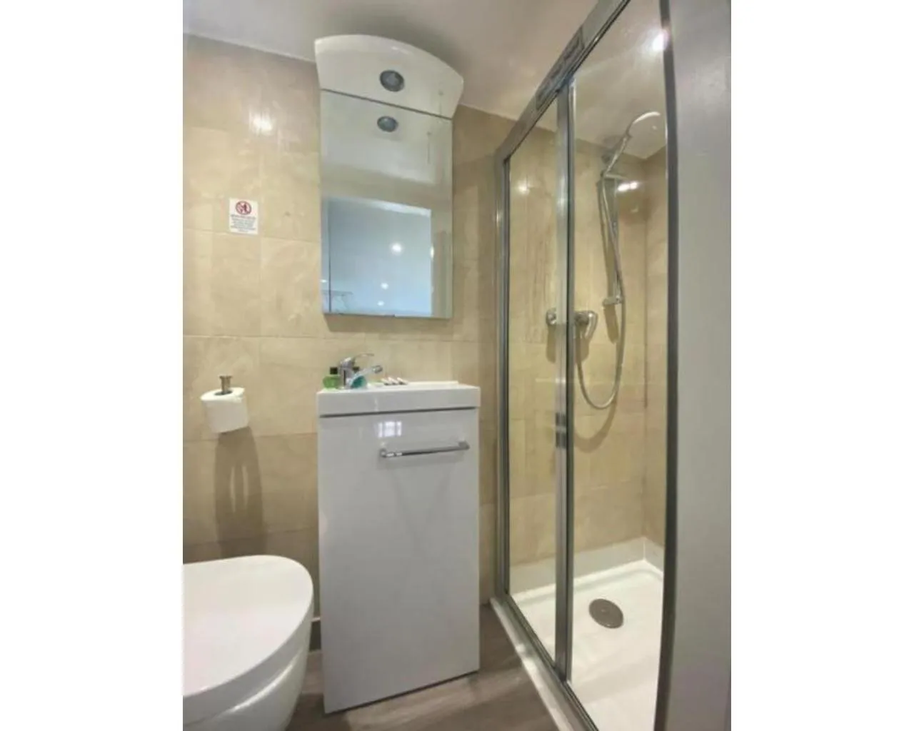 Bathroom in MSK Premium