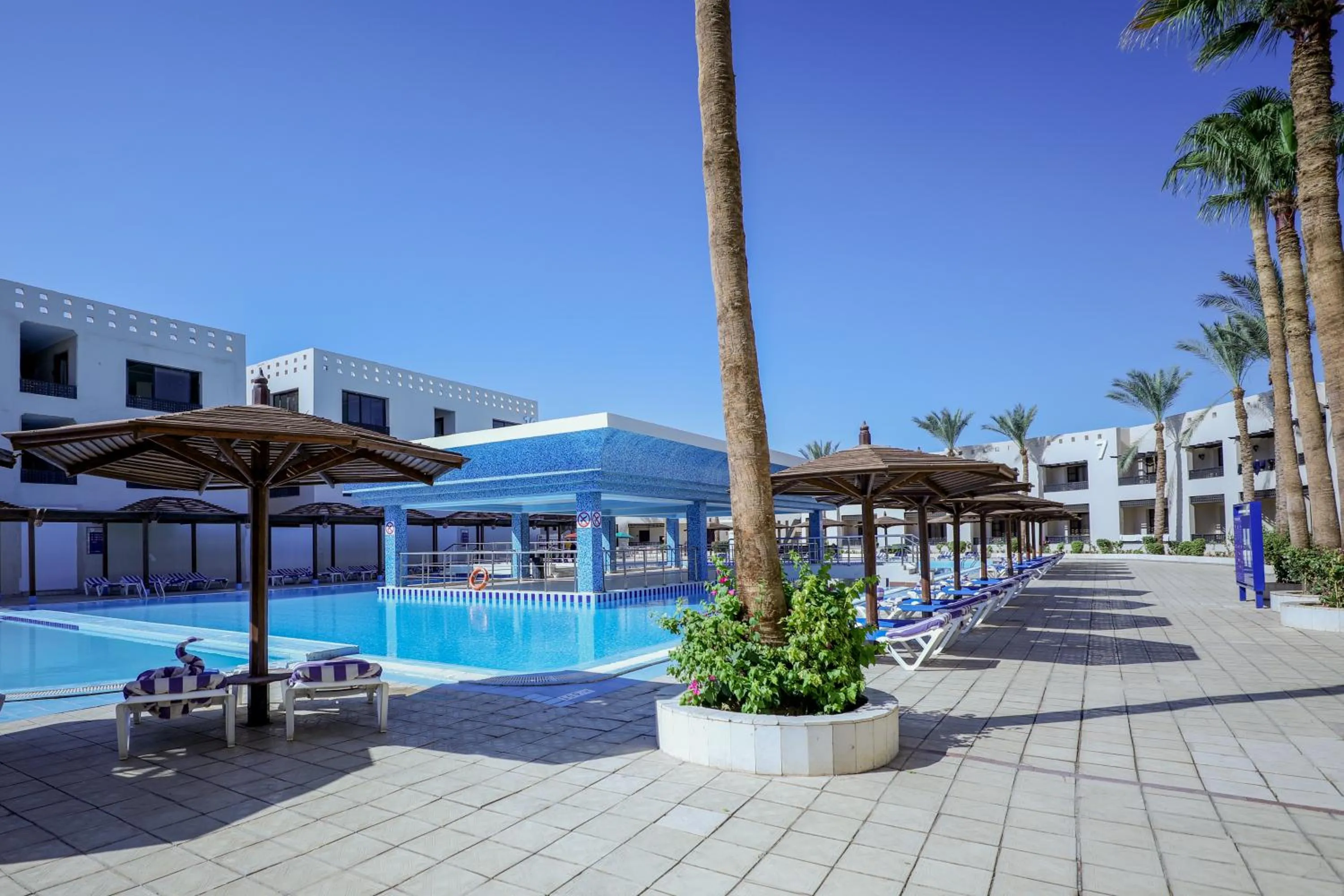 Swimming pool in Blend Club Aqua Resort