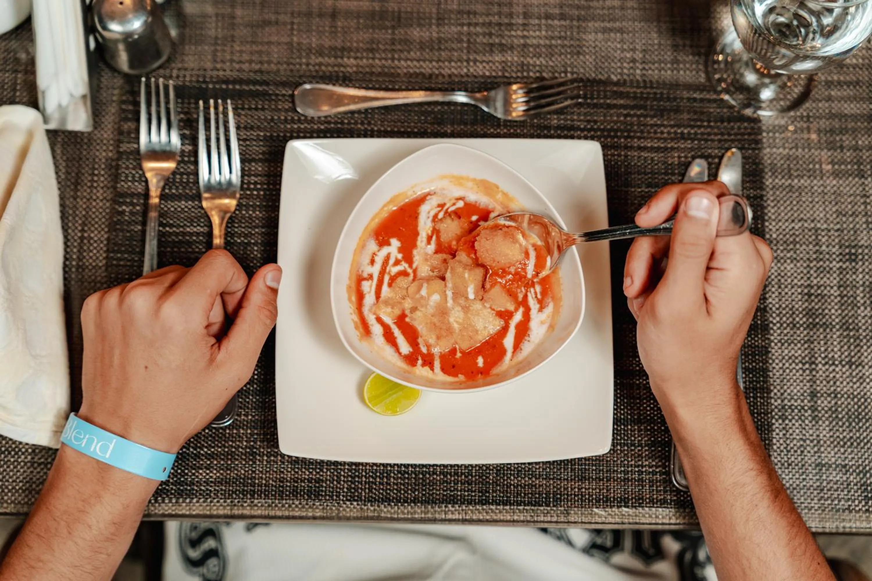 Restaurant/places to eat in Blend Club Aqua Resort