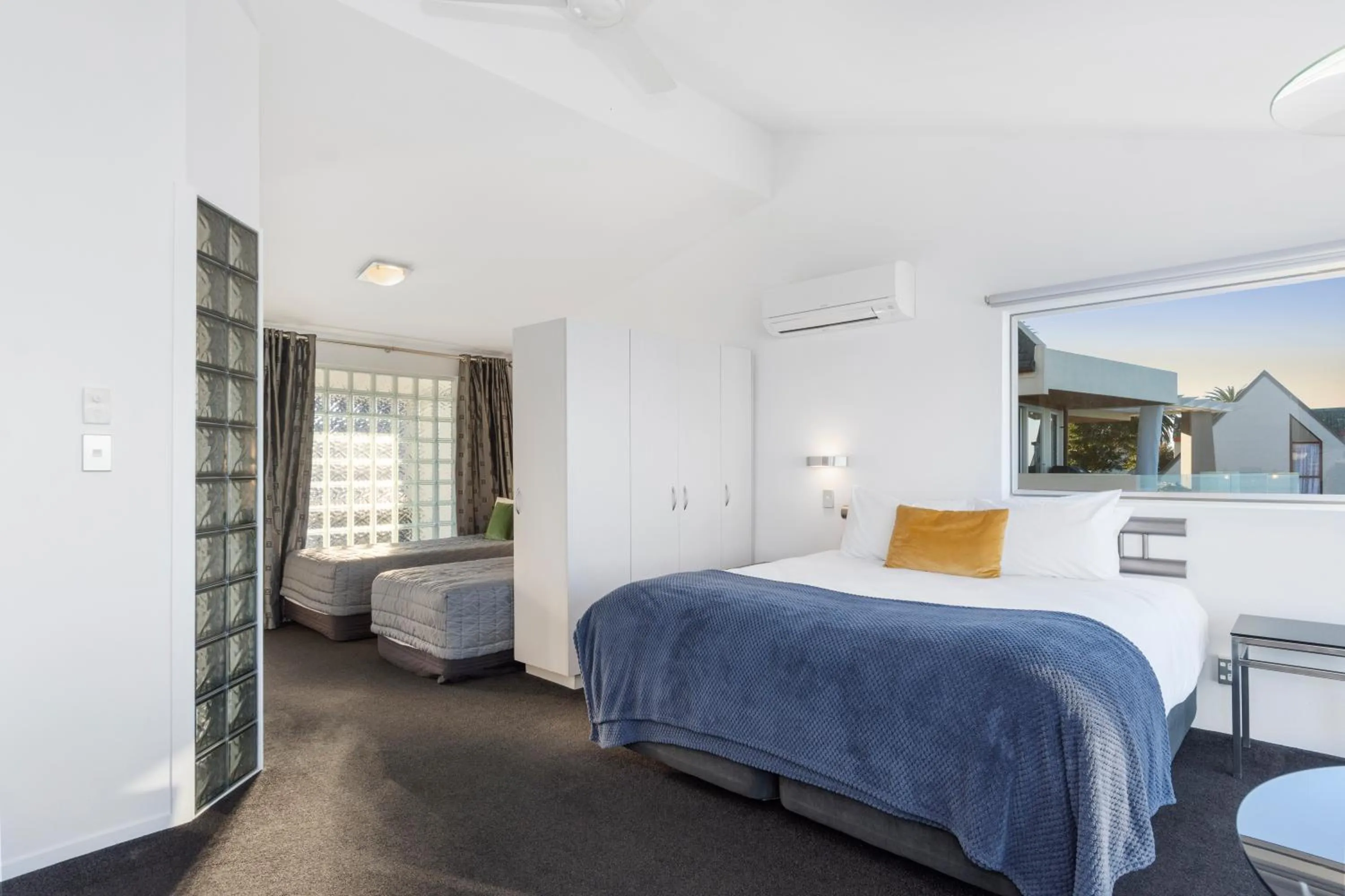 Bedroom, Bed in The Tauranga on the Waterfront