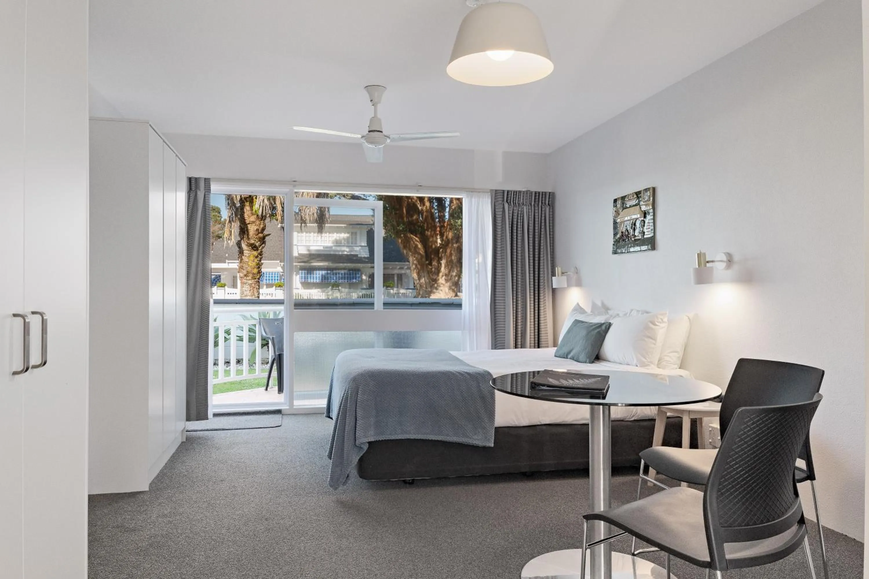 Photo of the whole room in The Tauranga on the Waterfront