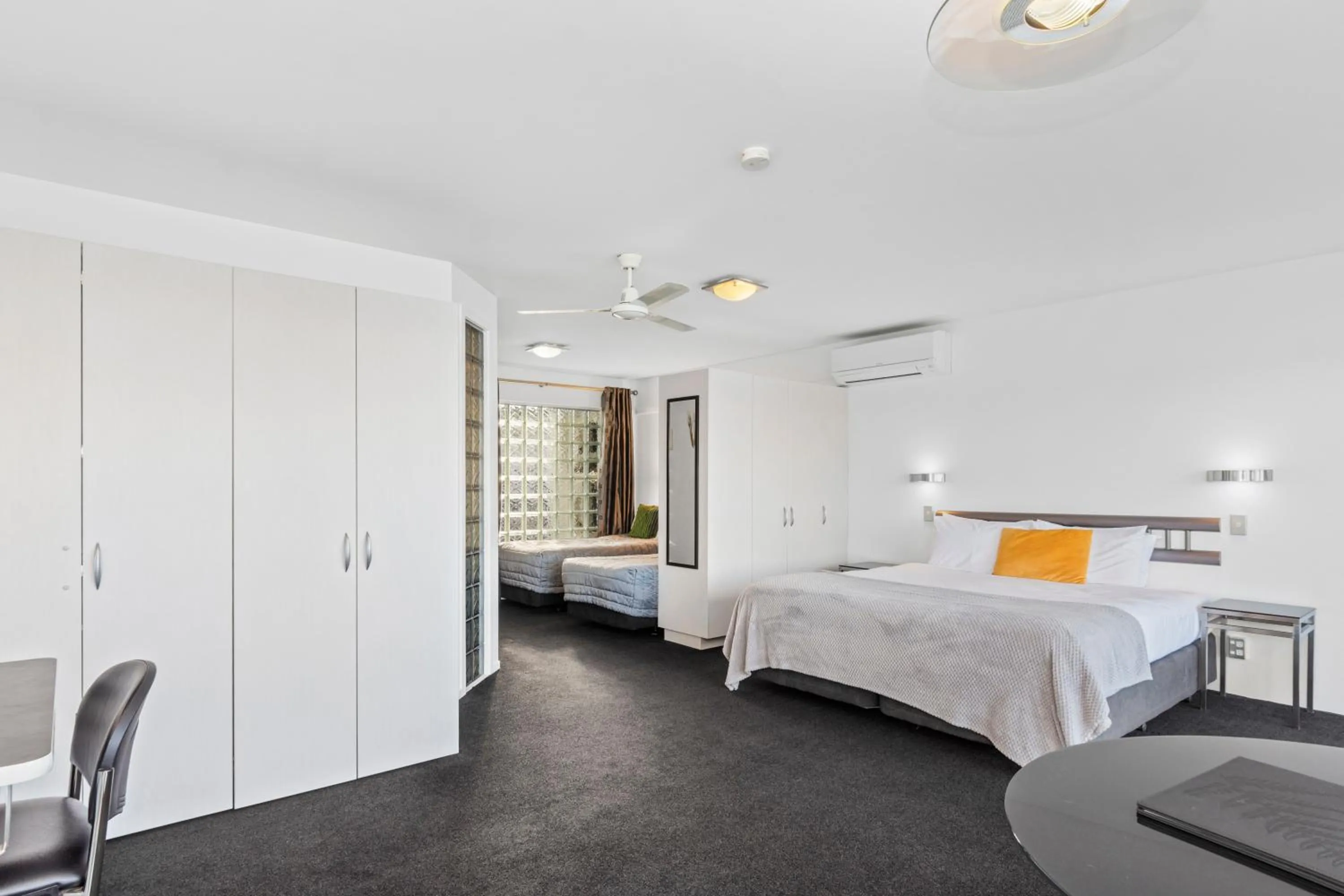 Bed in The Tauranga on the Waterfront