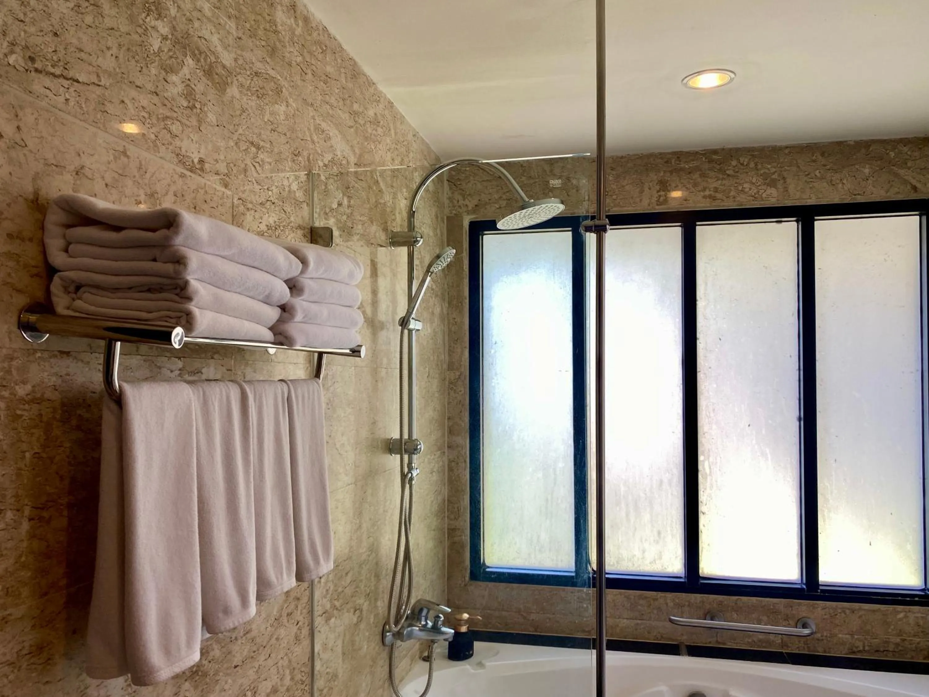 Bathroom in C & N Resort and Spa - SHA Extra Plus