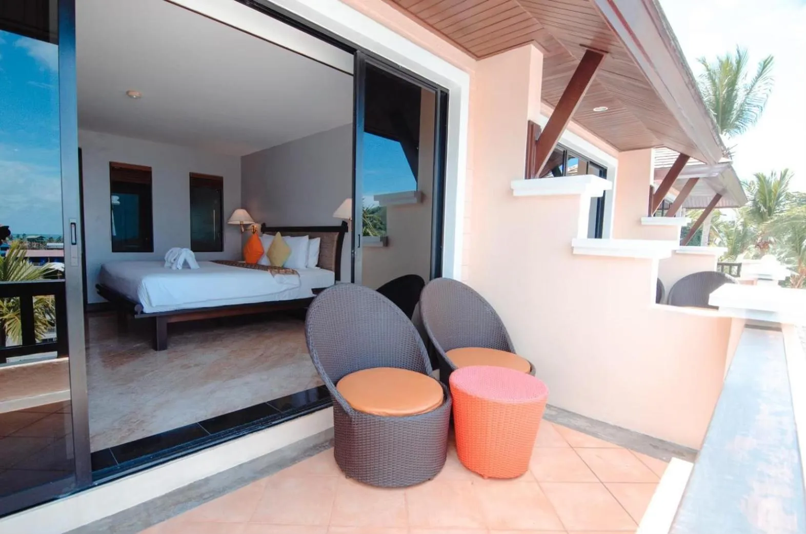 Balcony/Terrace, Bed in C & N Resort and Spa - SHA Extra Plus