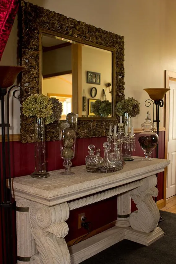 Decorative detail in Cambridge Coach House