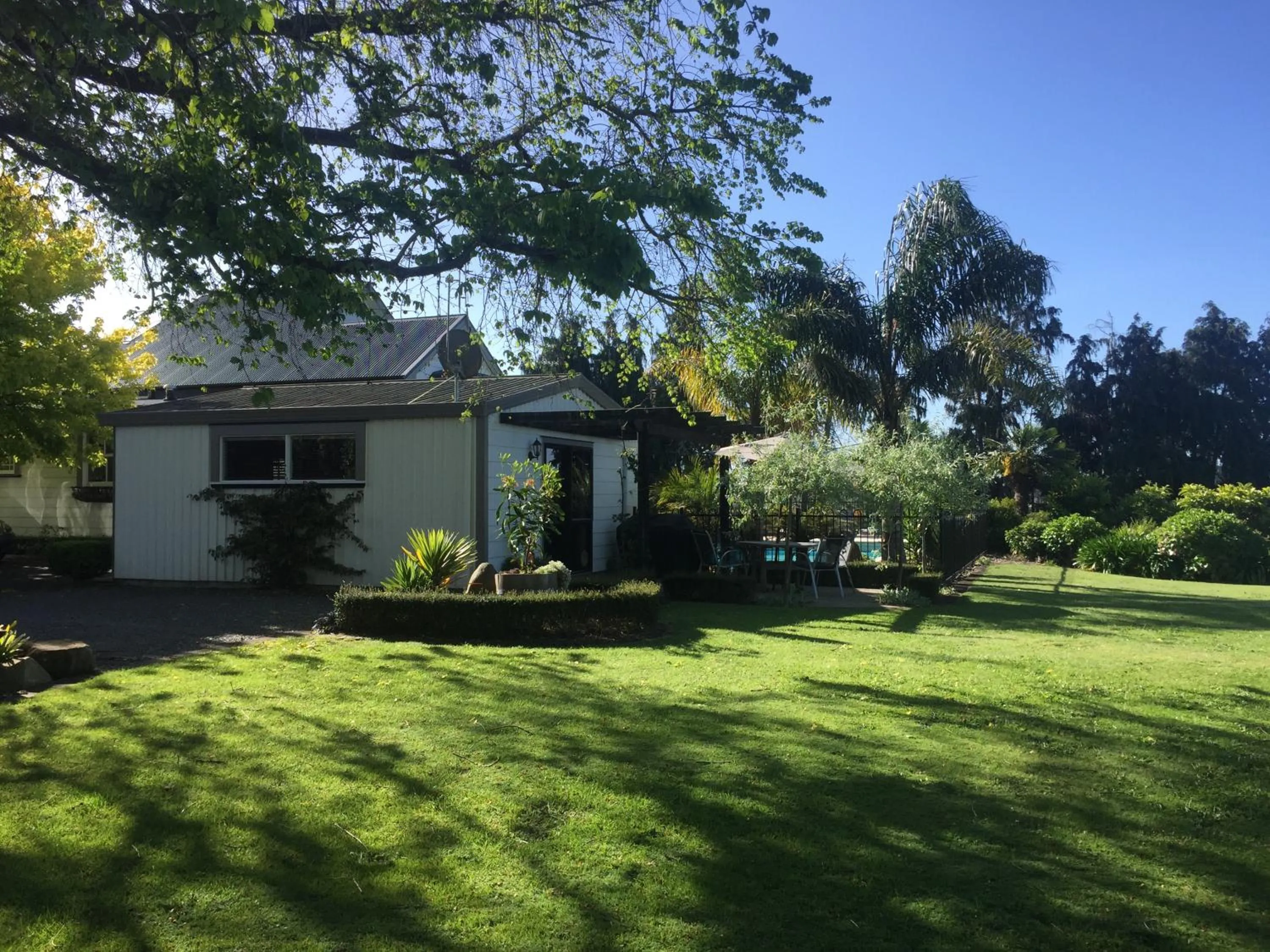 Facade/entrance in Cambridge Coach House