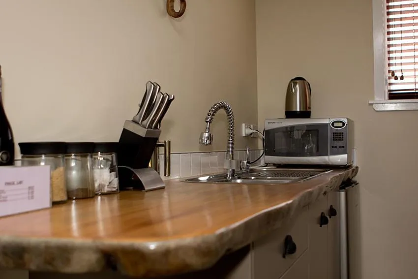 Kitchen or kitchenette in Cambridge Coach House
