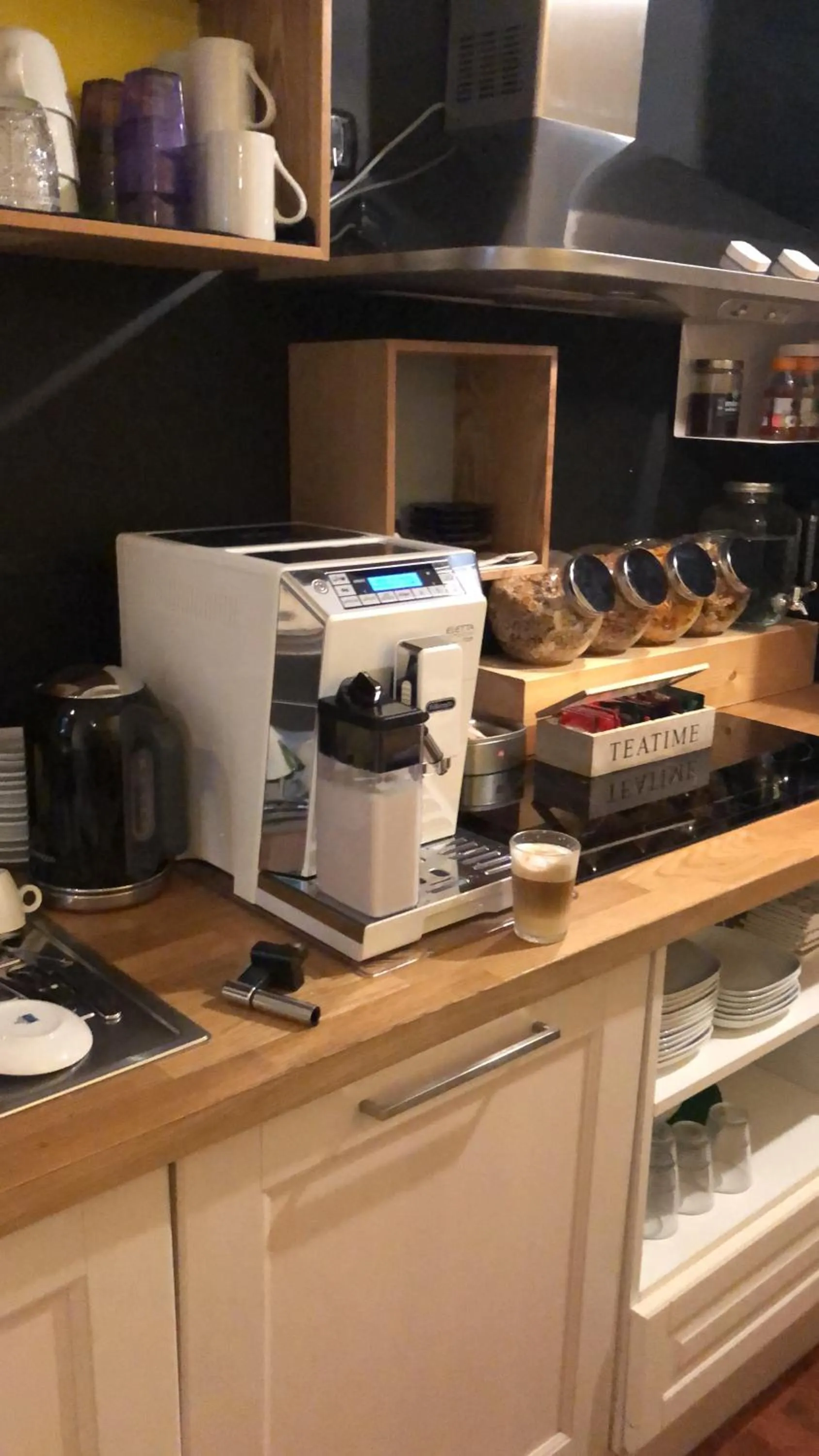 Breakfast in DAB Guest House