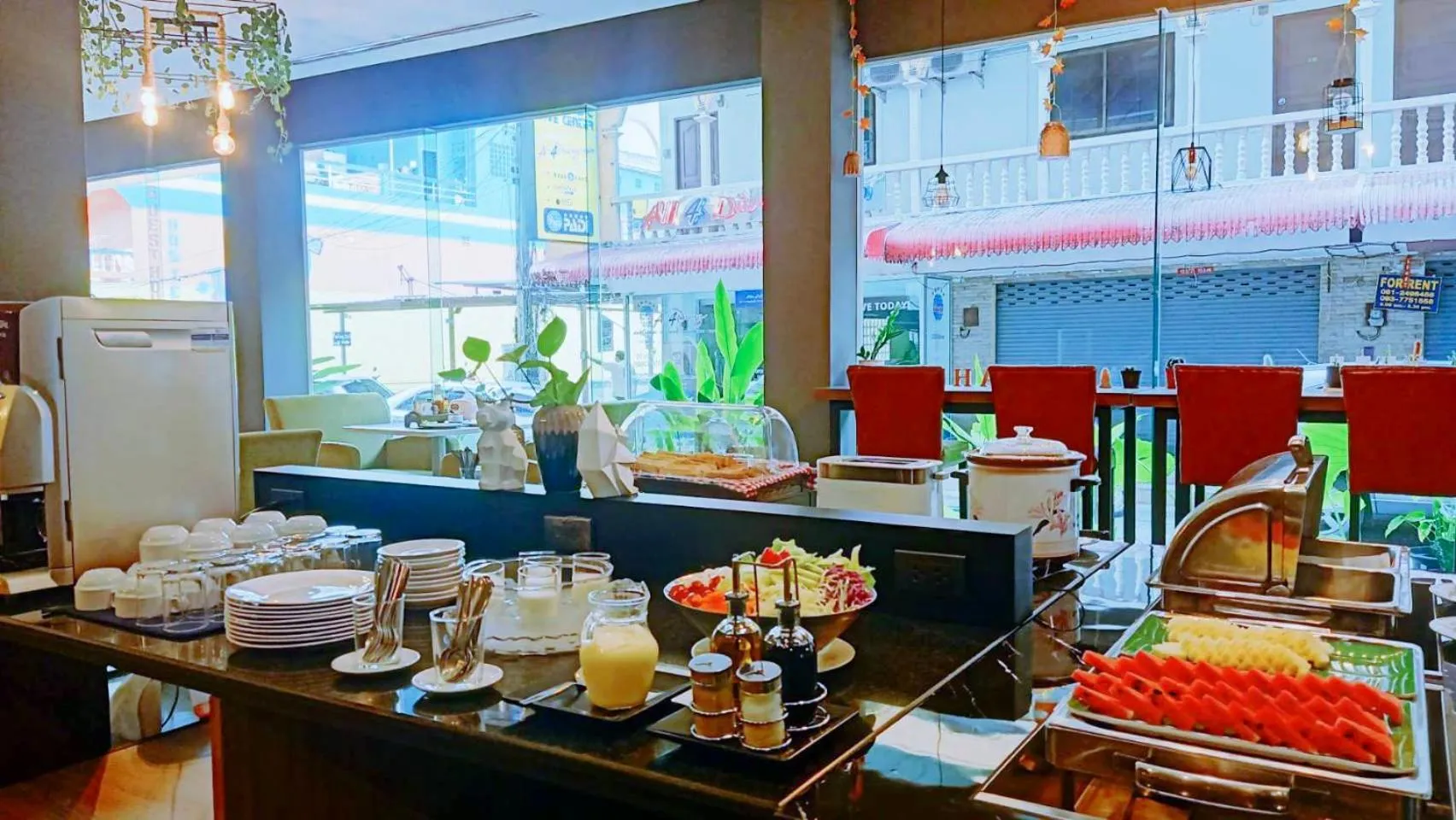 C & N Hotel Patong, Phuket