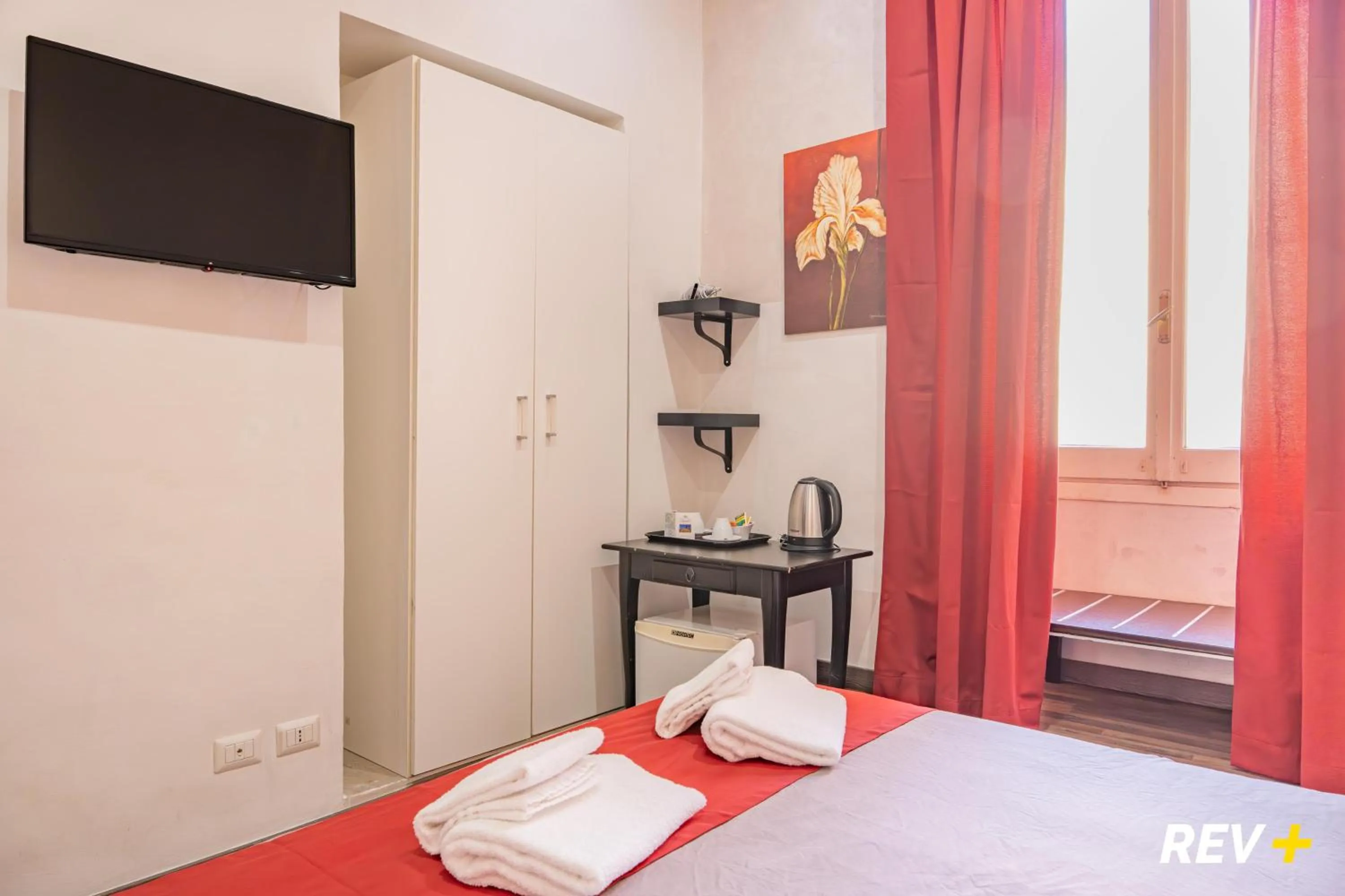 TV and multimedia, Bed in New Inn