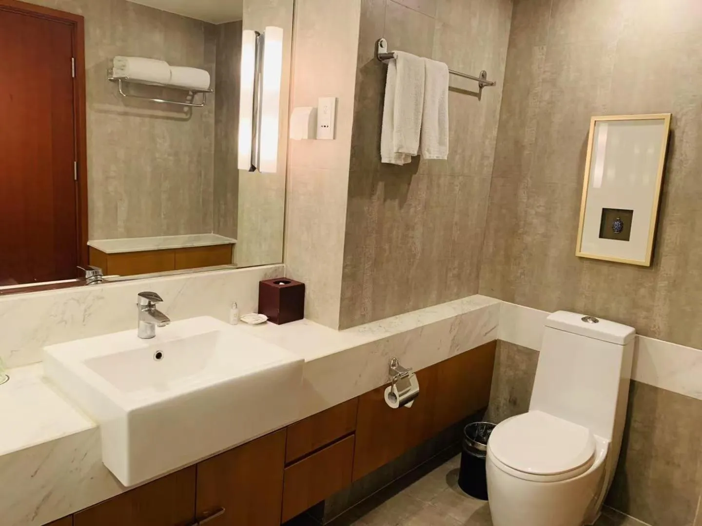 Toilet in Oakwood Residence Shanghai