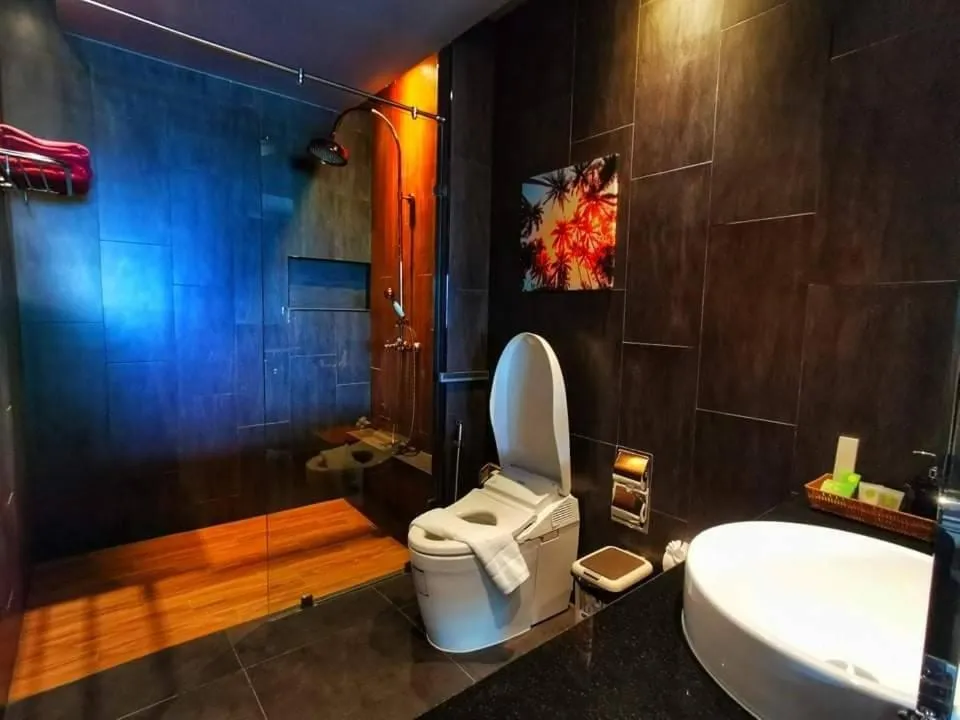Bathroom in C&N Kho Khao Beach Resort - SHA Plus