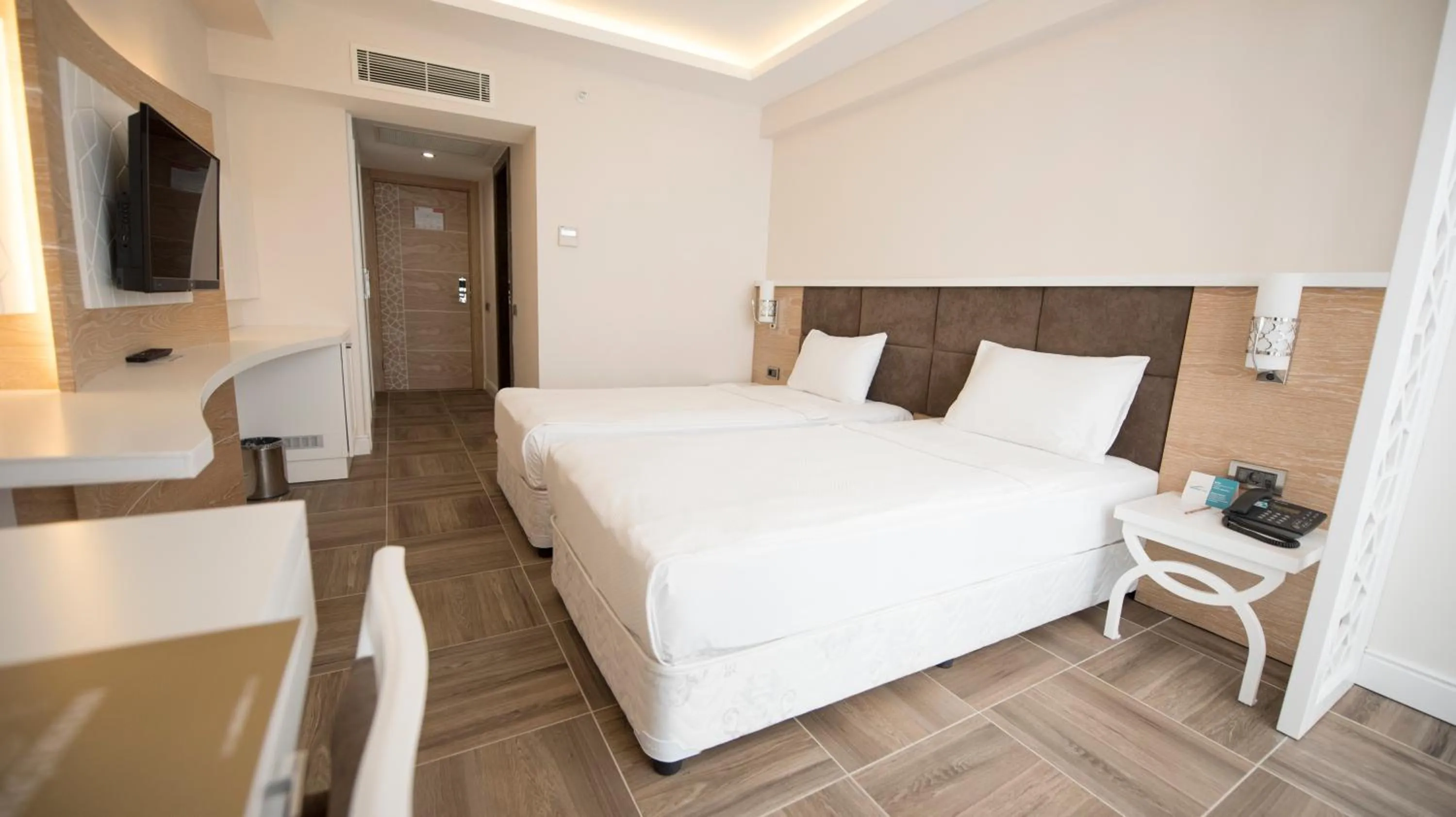 Photo of the whole room in Selcukhan Hotel