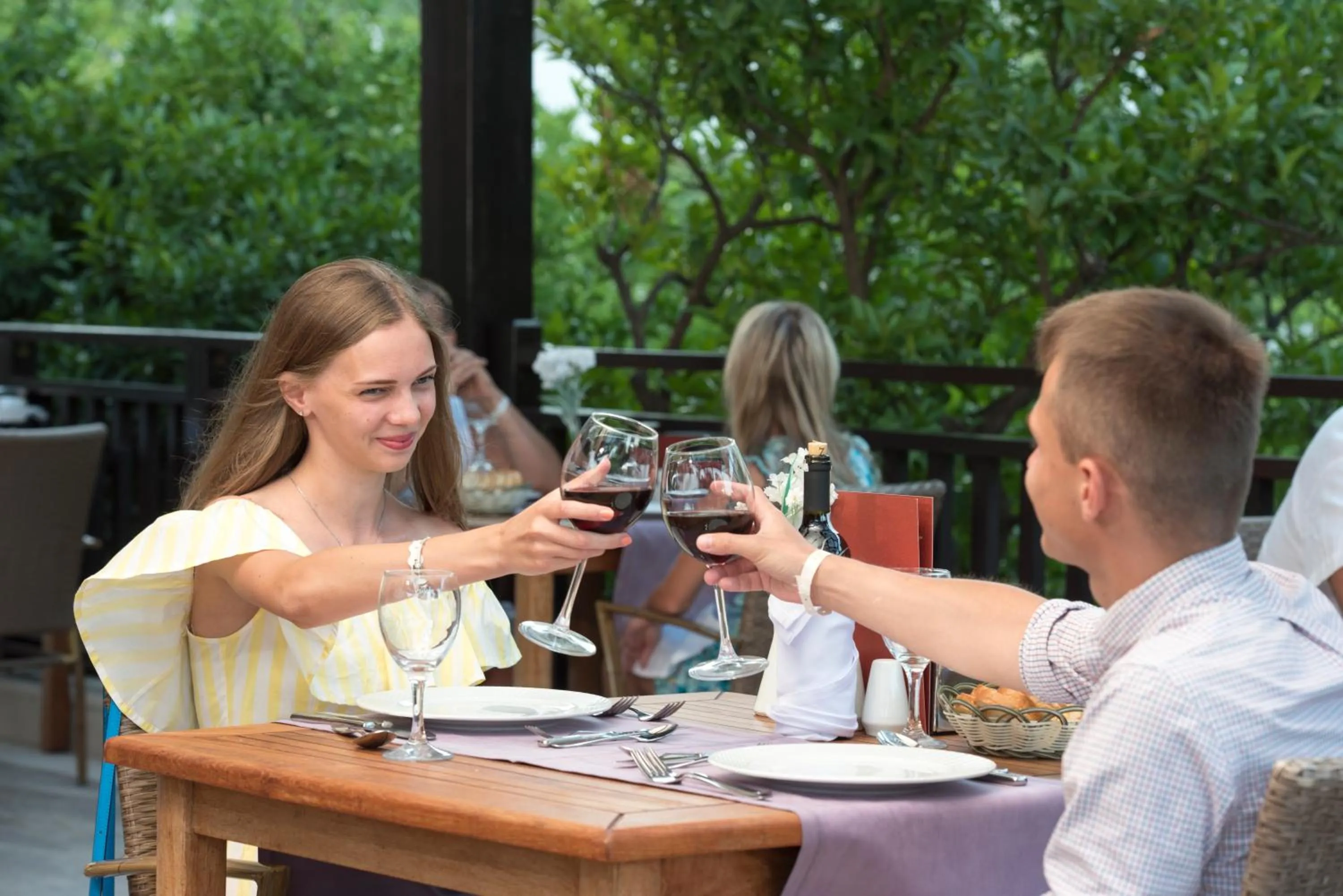 Restaurant/places to eat in Selcukhan Hotel