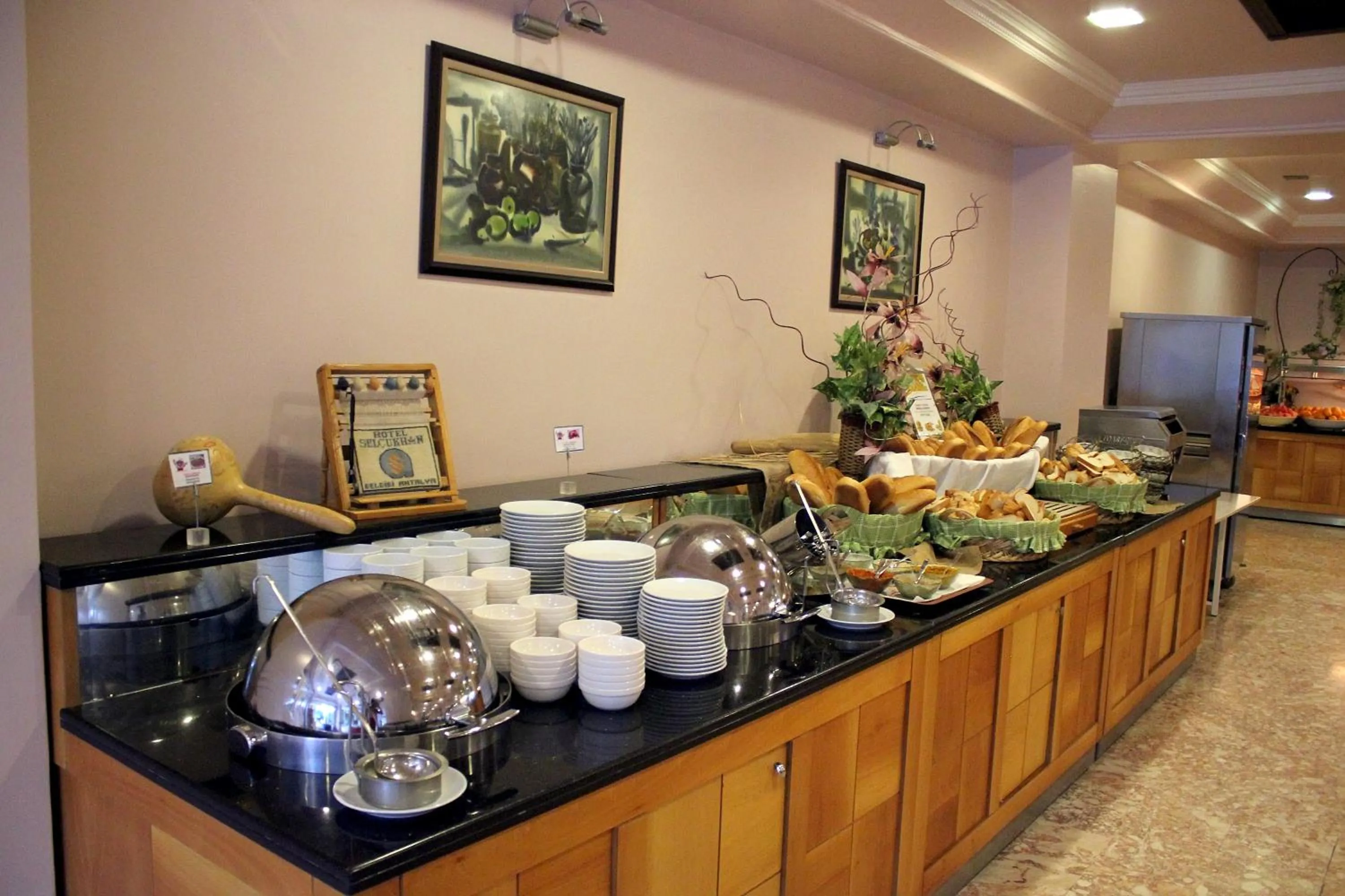 Food in Selcukhan Hotel