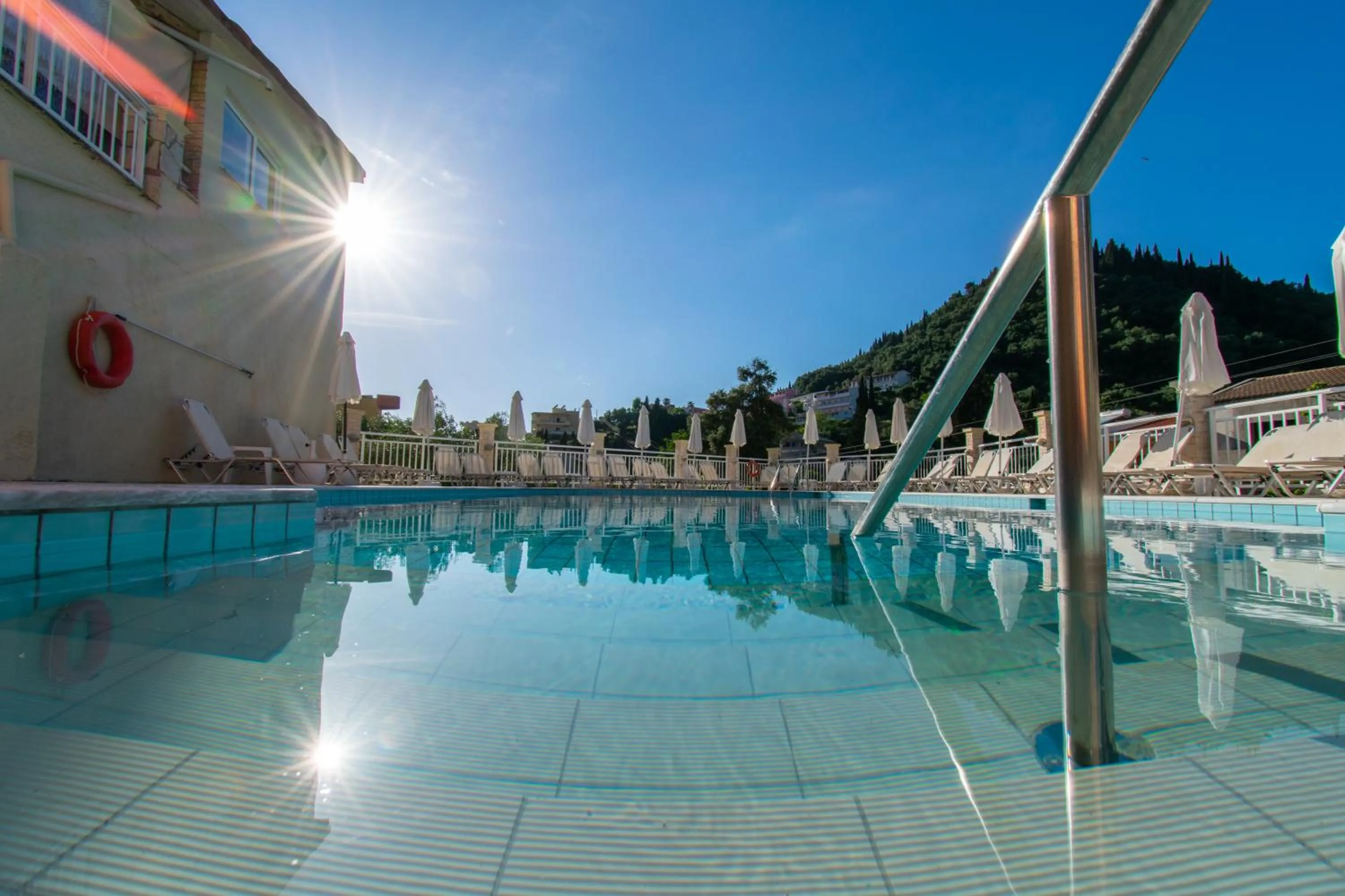 Swimming pool in Angelica Hotel