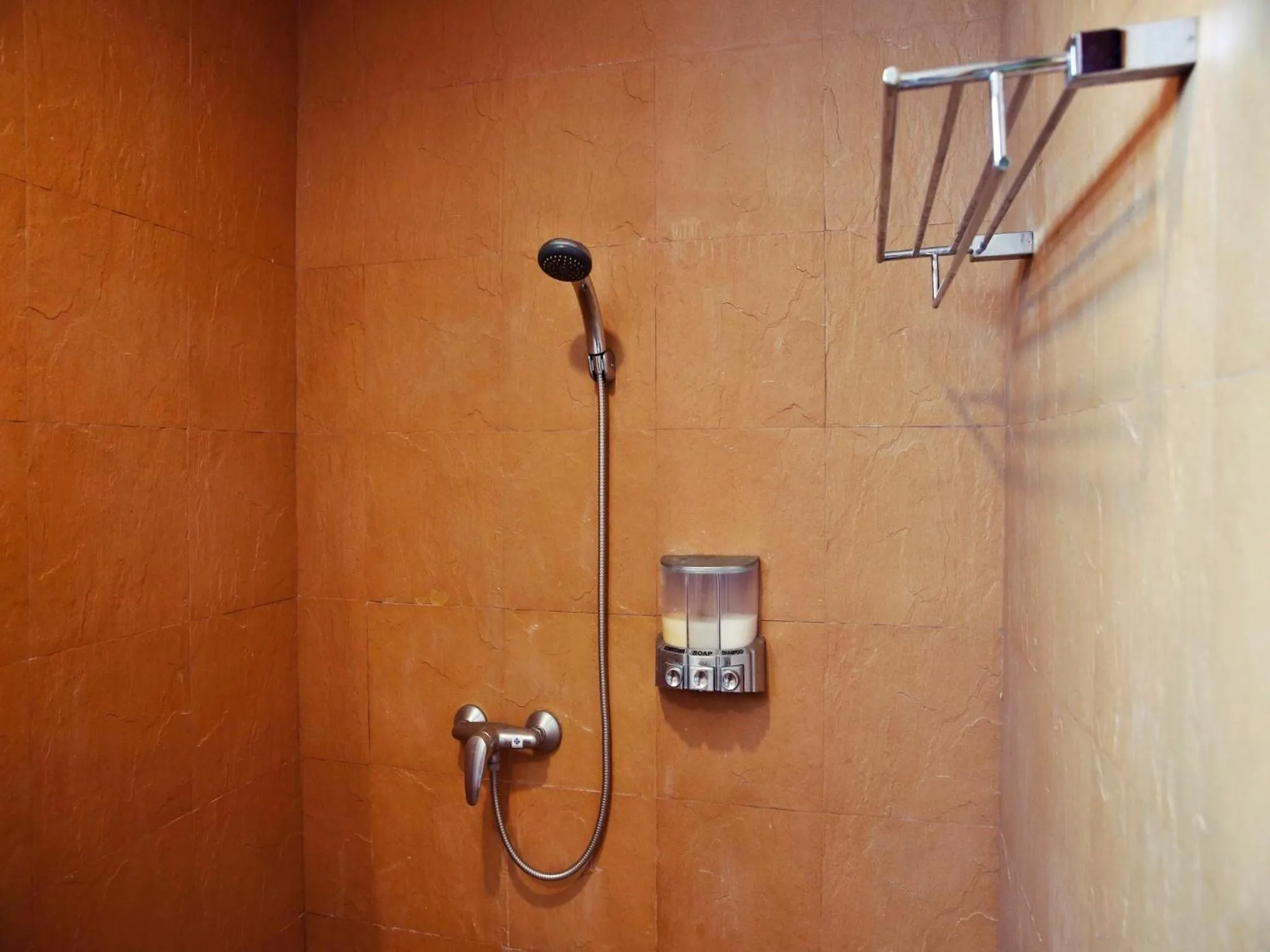 Shower in Baan SS Karon