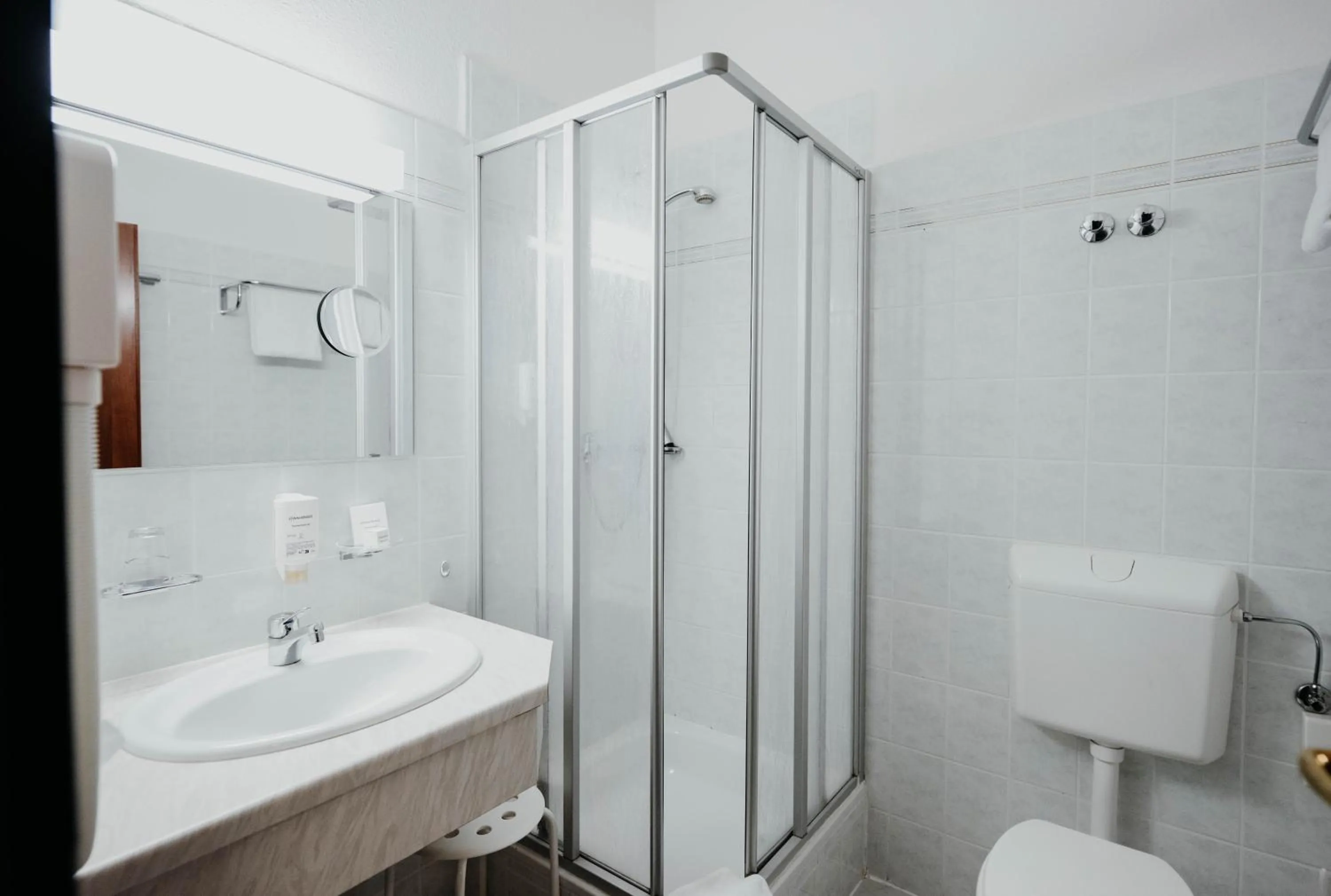 Shower in Sonnenhotel Hoher Hahn