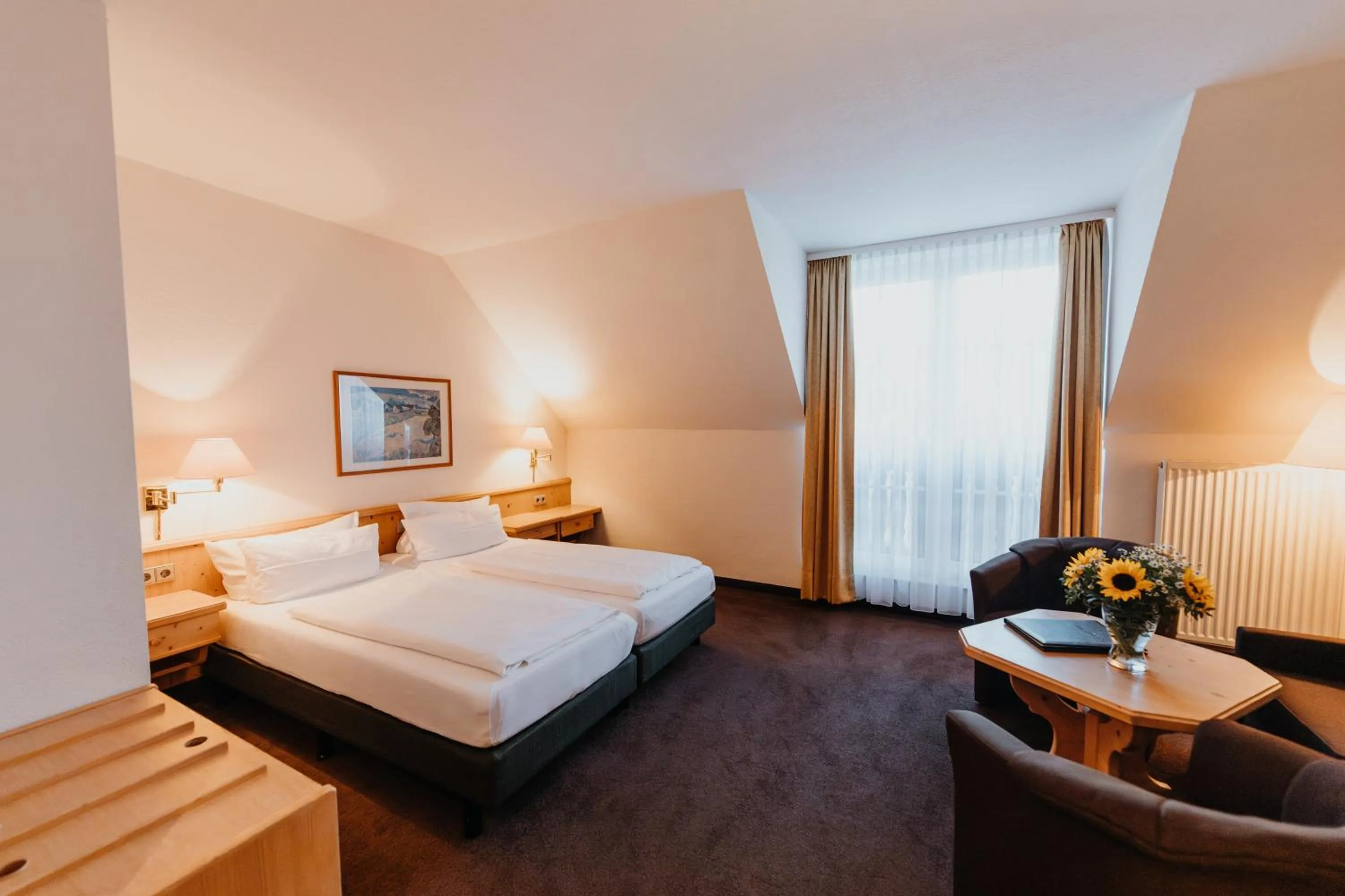 Photo of the whole room, Bed in Sonnenhotel Hoher Hahn