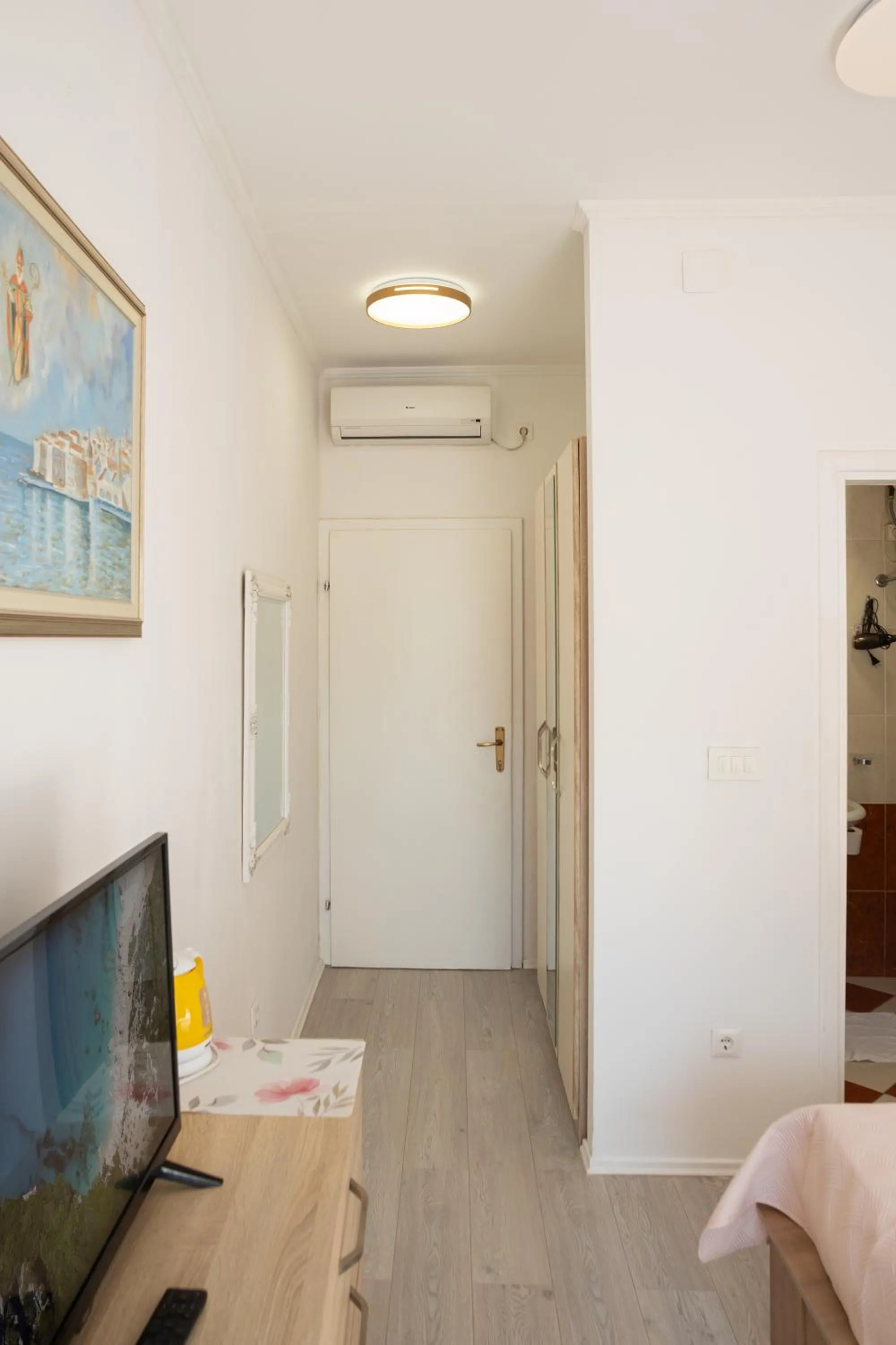 TV and multimedia, Bed in Villa Ruza