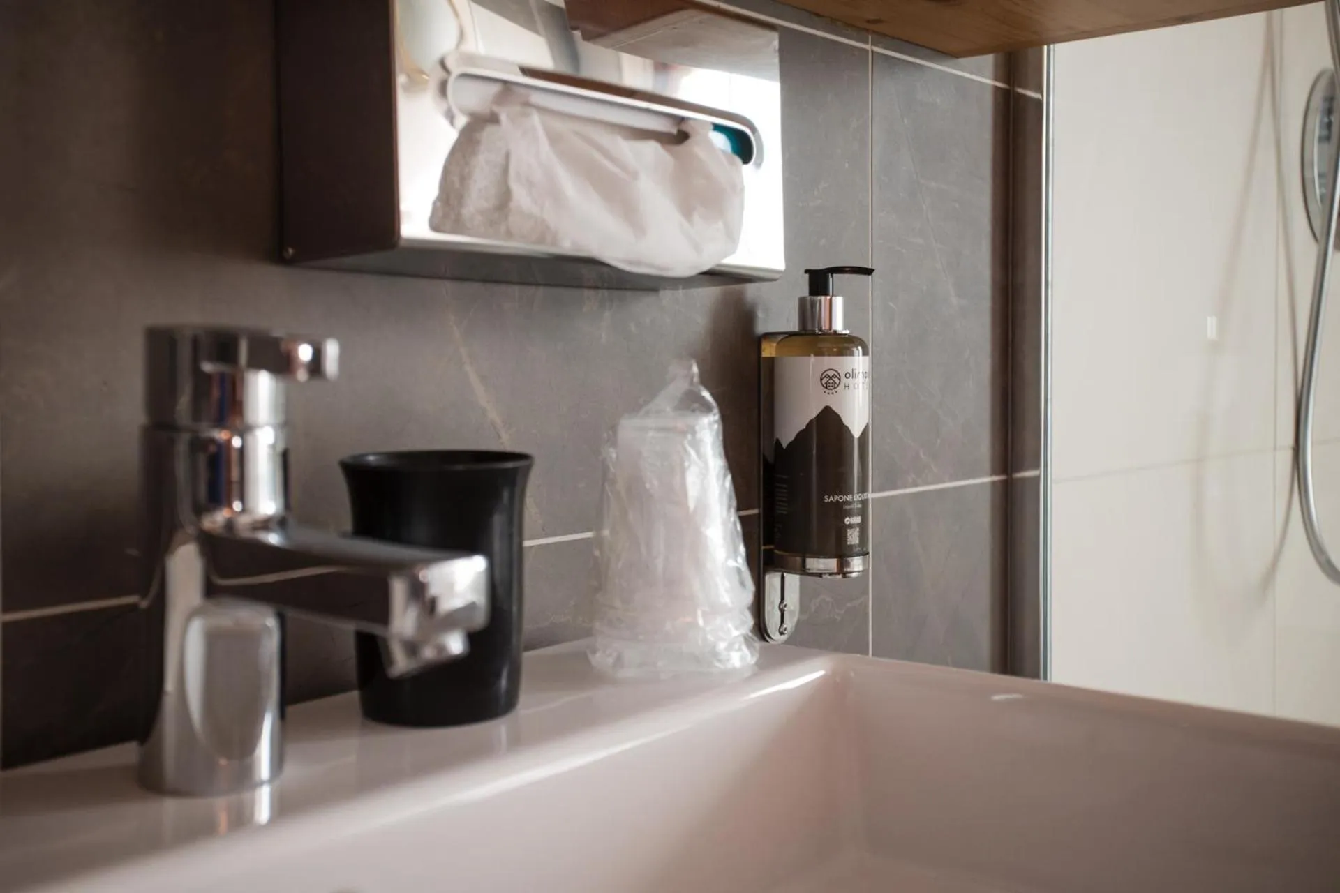 Decorative detail in Olimpia Hotel