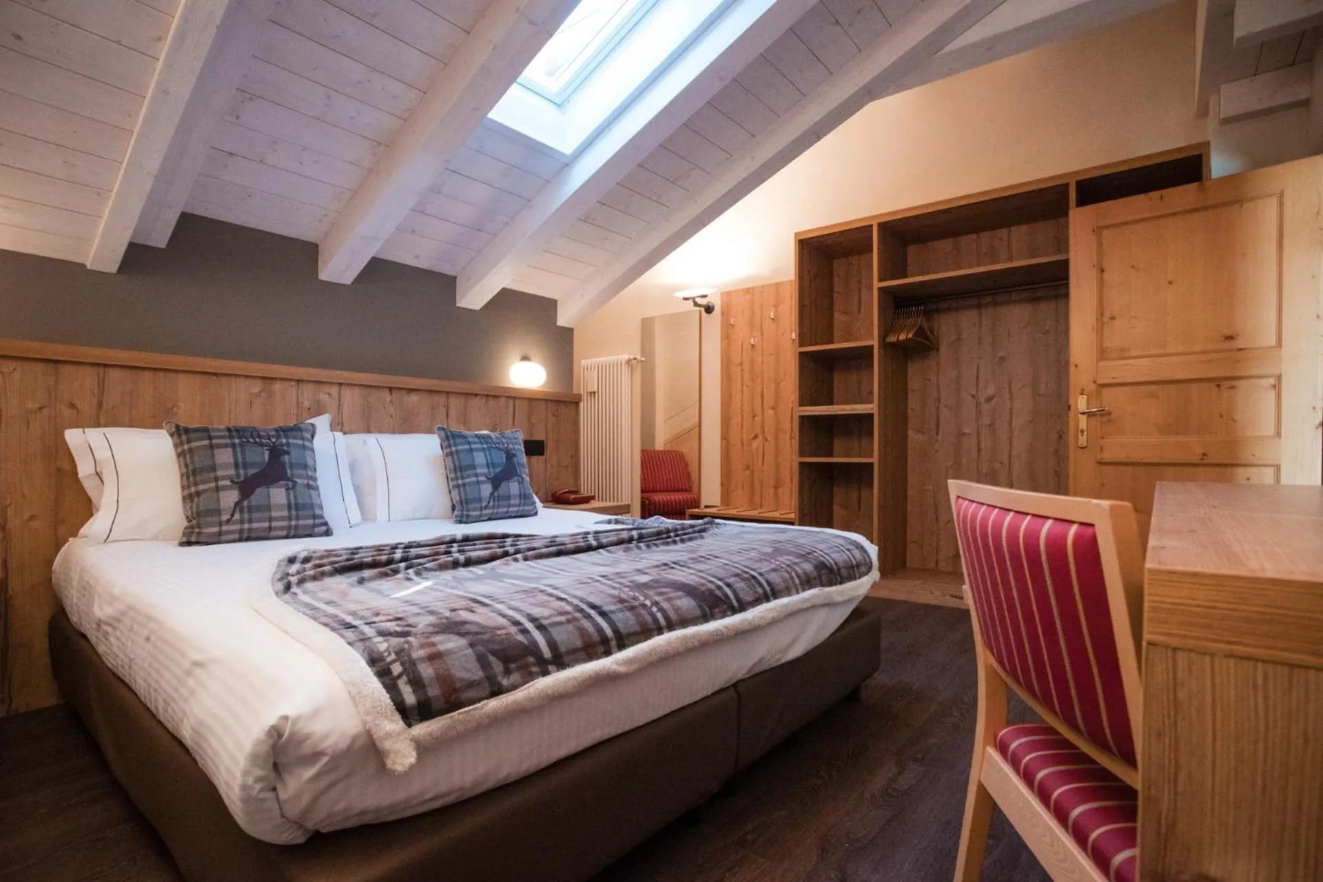 Bedroom, Bed in Olimpia Hotel