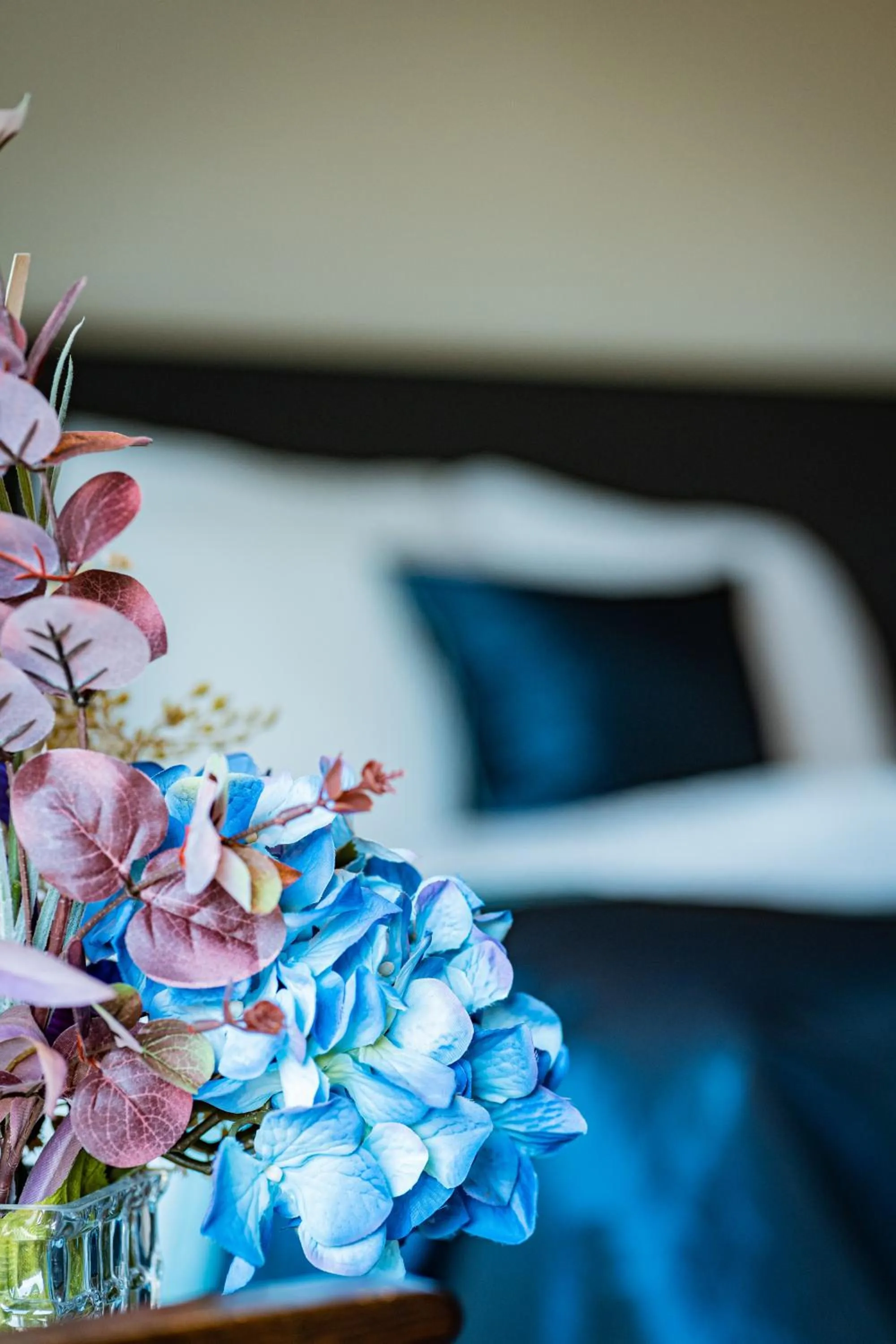 Decorative detail, Bed in Abalona Hotel & Apartments