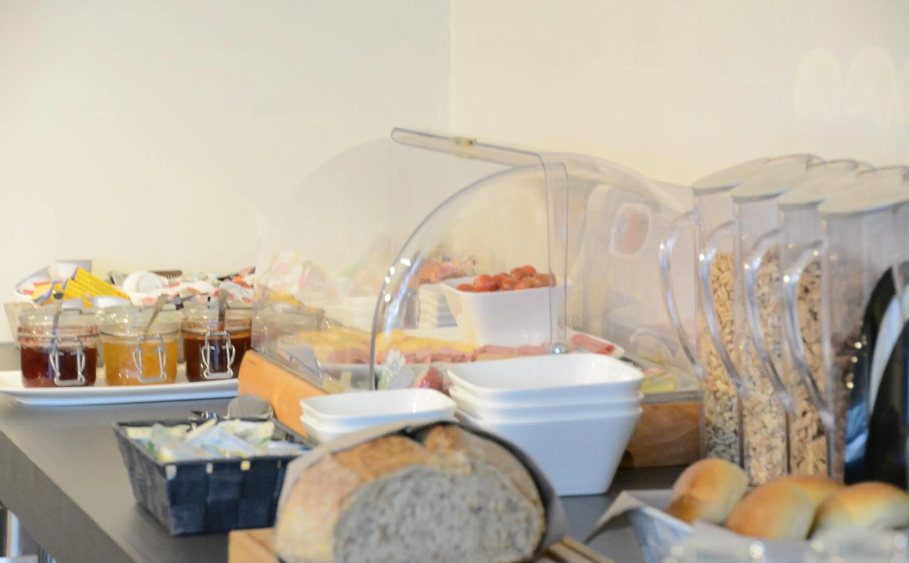 Banquet/Function facilities in Abalona Hotel & Apartments