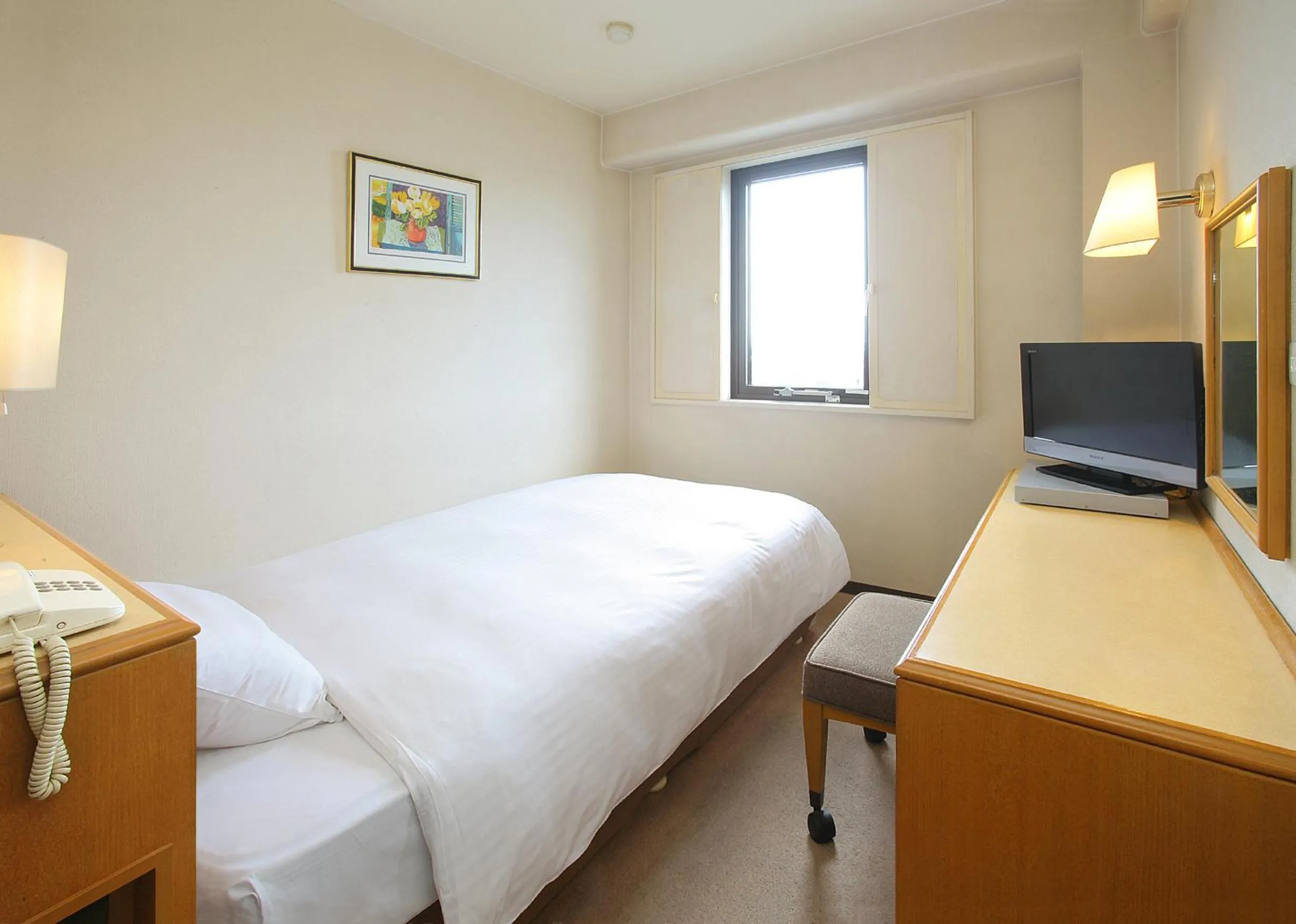 Bed in Smile Hotel Fukuoka Okawa