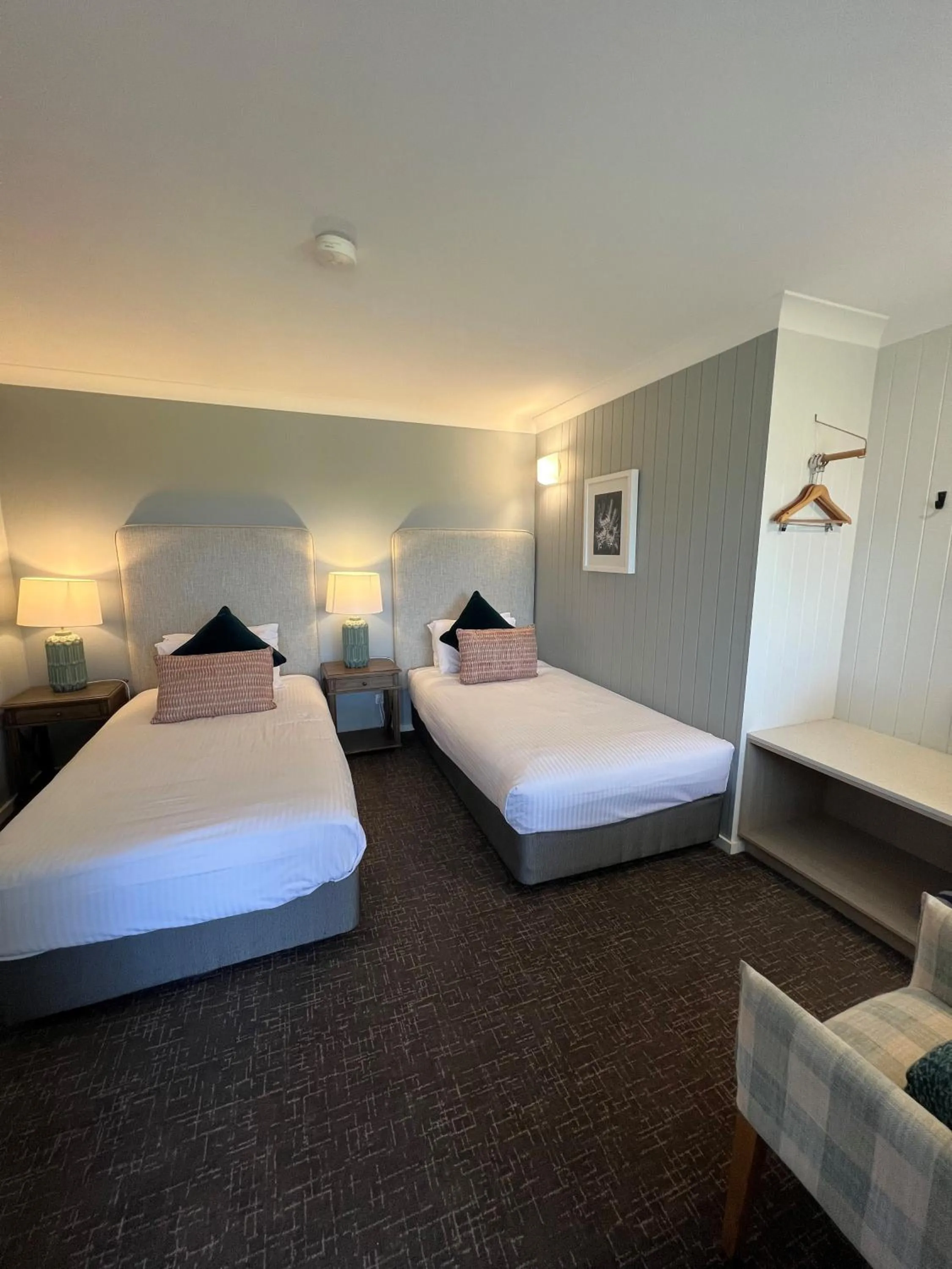 Bedroom, Bed in Hunter Oasis