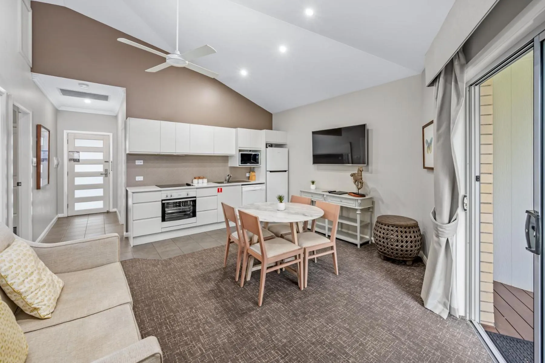 Living room in Hunter Oasis