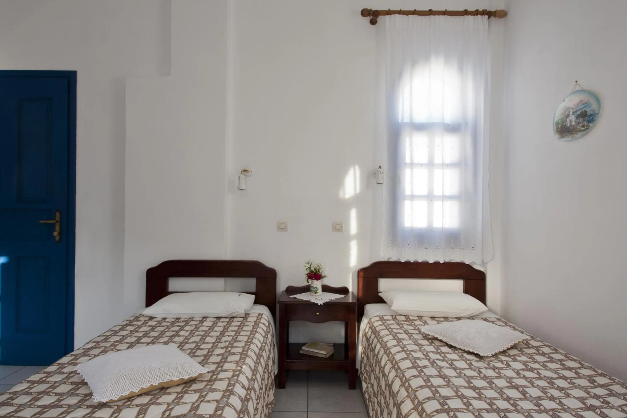 Bedroom, Bed in Ancient Thera Studios