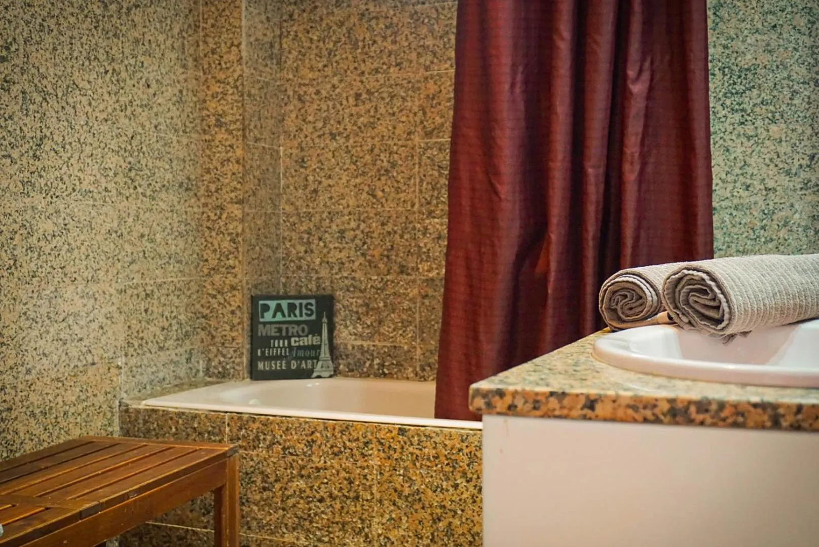 Bath in La Casa Verde