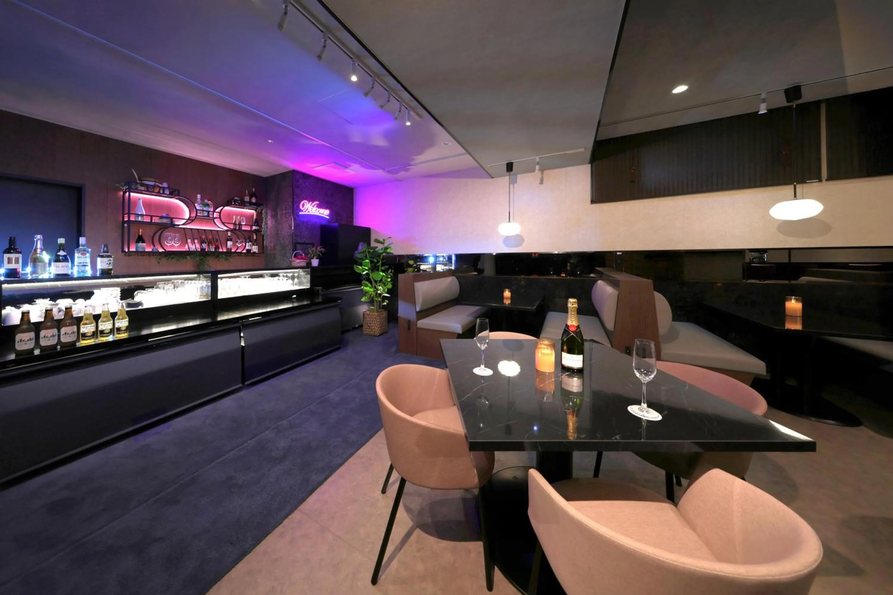 Restaurant/places to eat in Kuromon Crystal Hotel