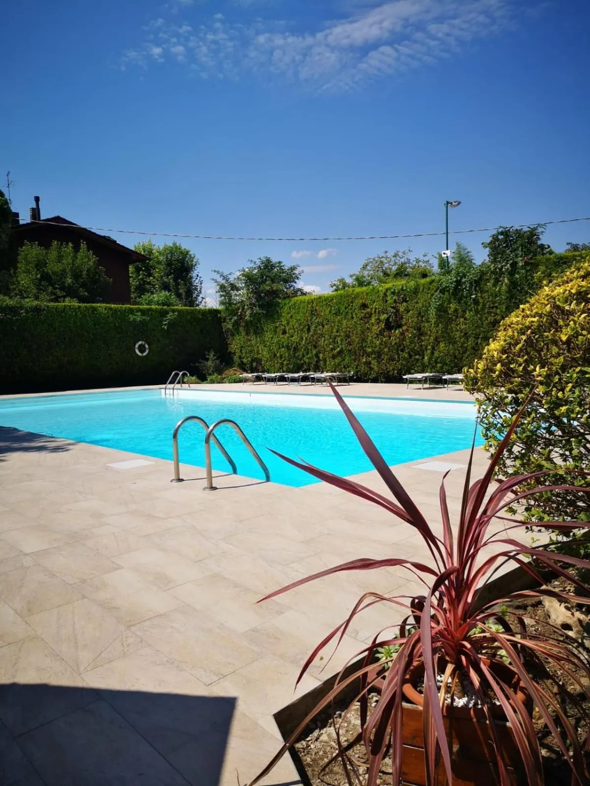 Swimming pool in Albergo Zoello Je Suis