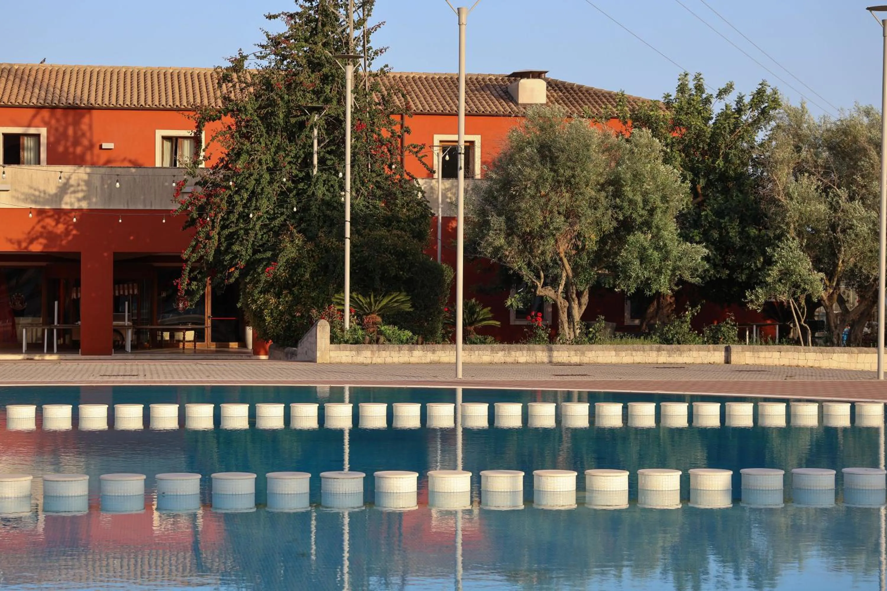 Swimming pool in Hotel Borgo Don Chisciotte