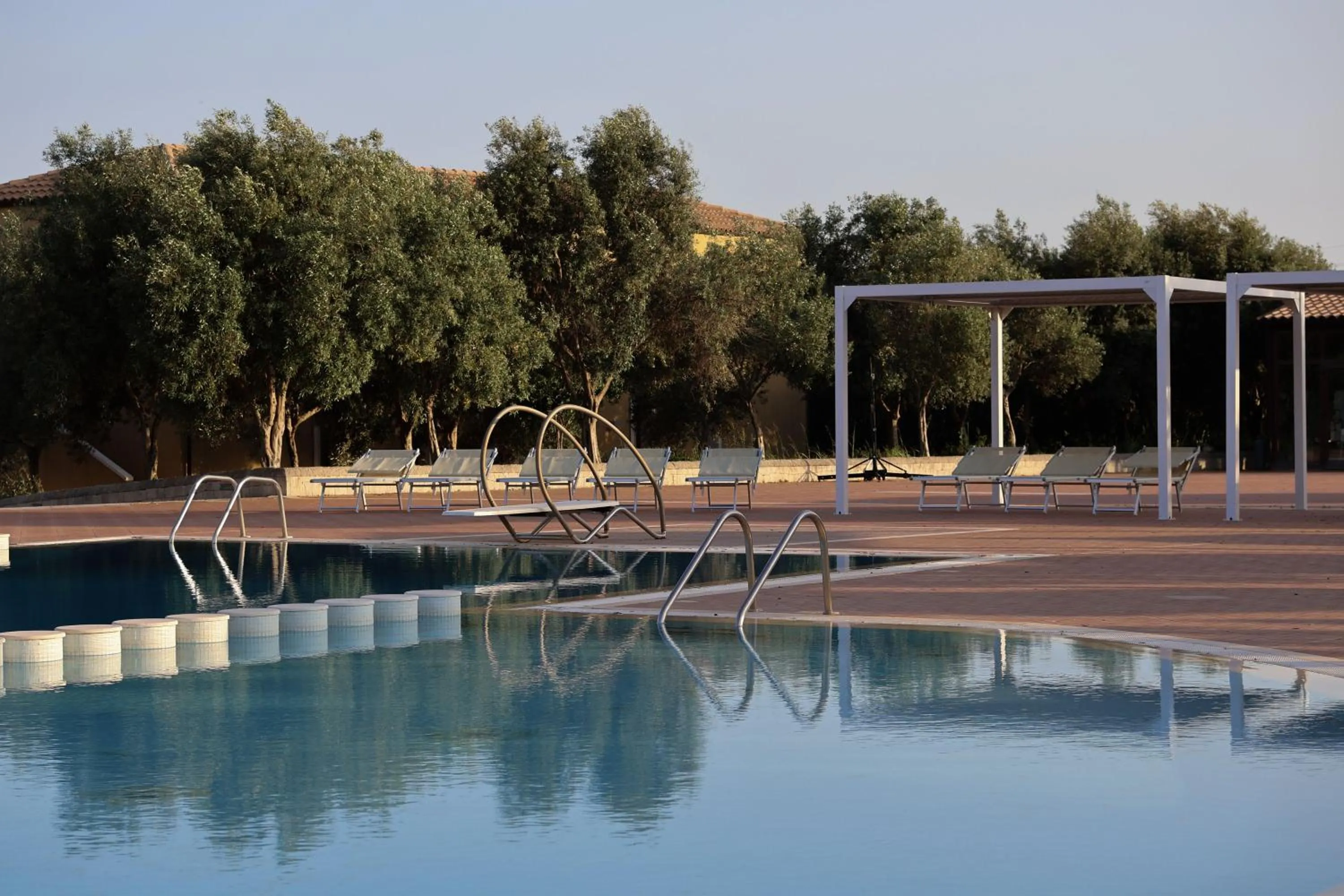 Swimming pool in Hotel Borgo Don Chisciotte