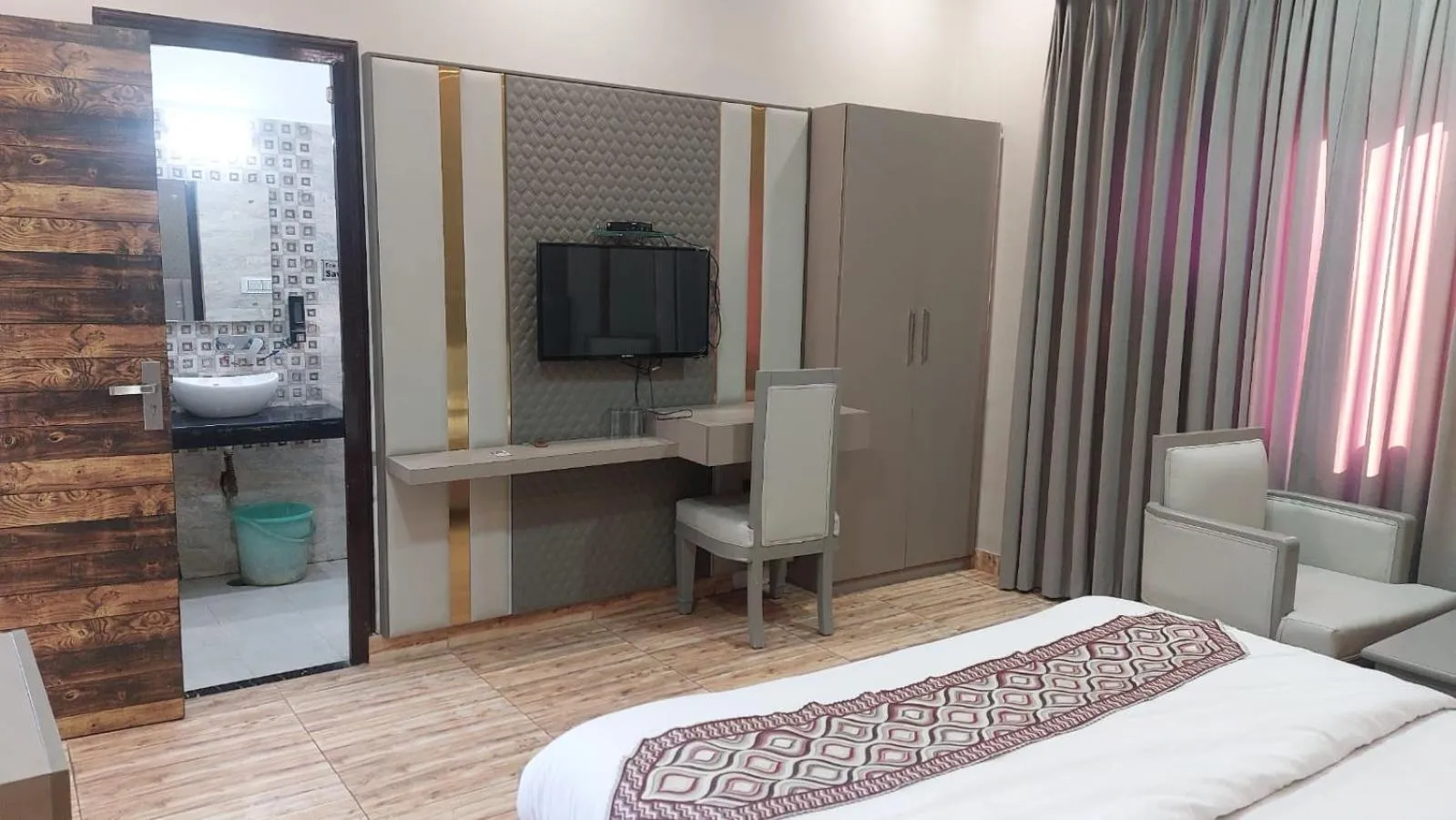 Bed in Hotel Rajshree