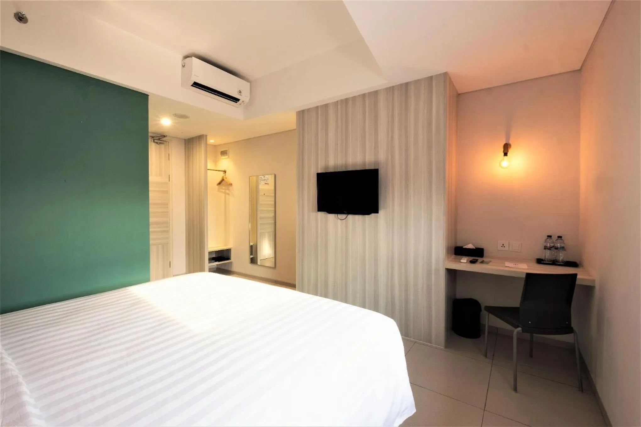 Bedroom, Bed in Hotel 88 Bekasi By WH