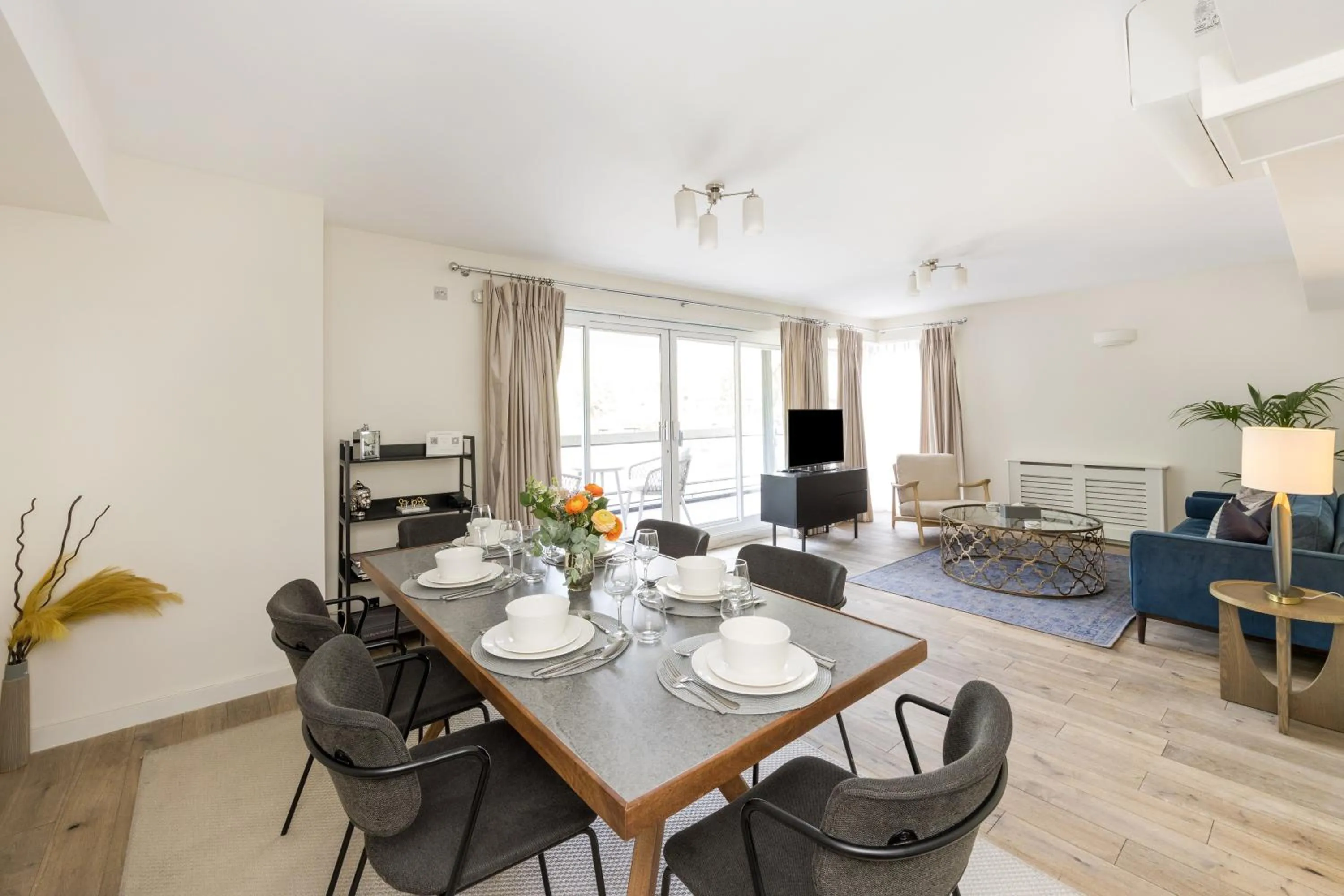 TV and multimedia in Buckingham & Lloyds