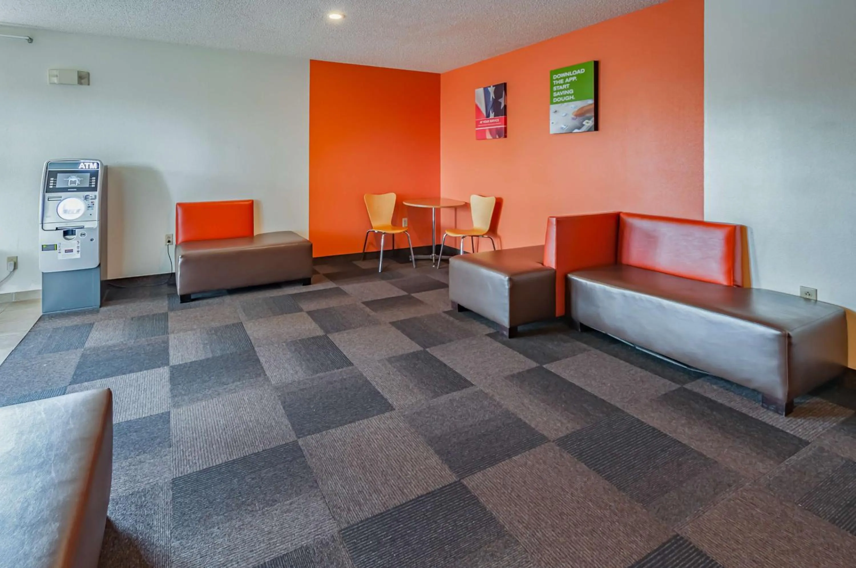 Lobby or reception in Motel 6-Drums