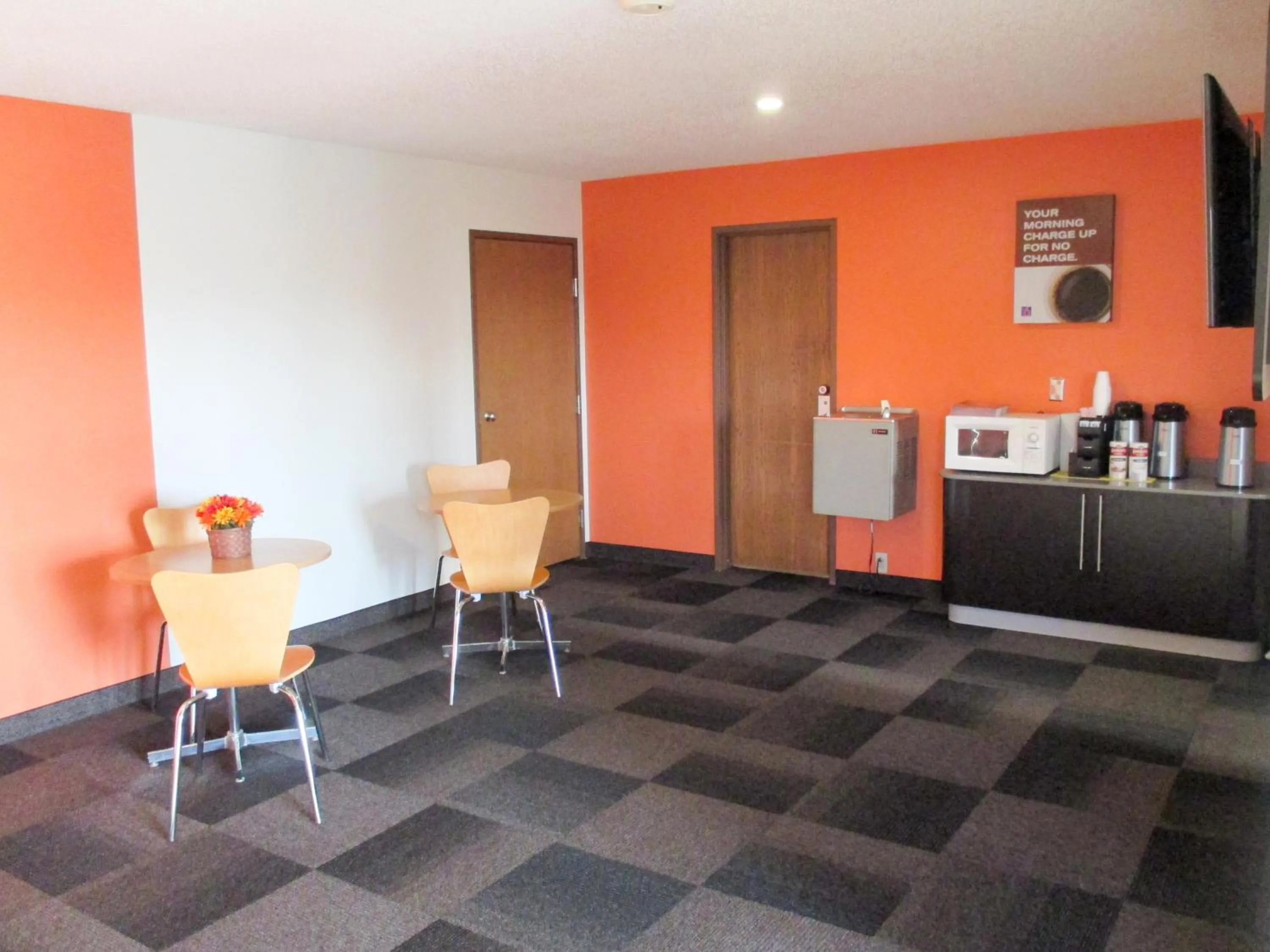 Other in Motel 6-Drums