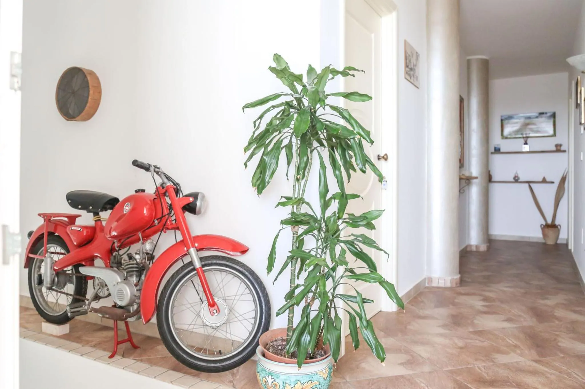 Communal lounge/ TV room in Blue And Blue City