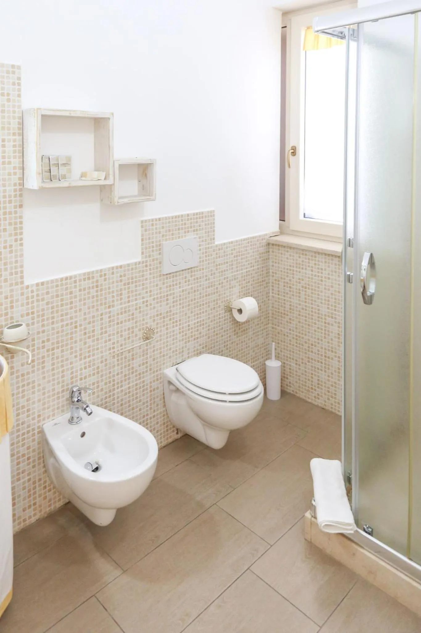 Shower in Blue And Blue City