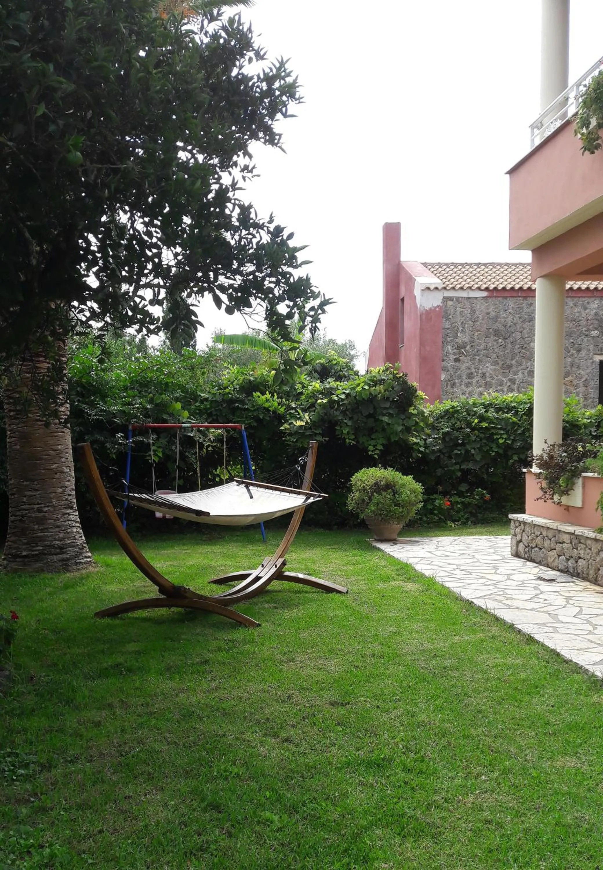 Garden in Kaloudis Studios & Apartments