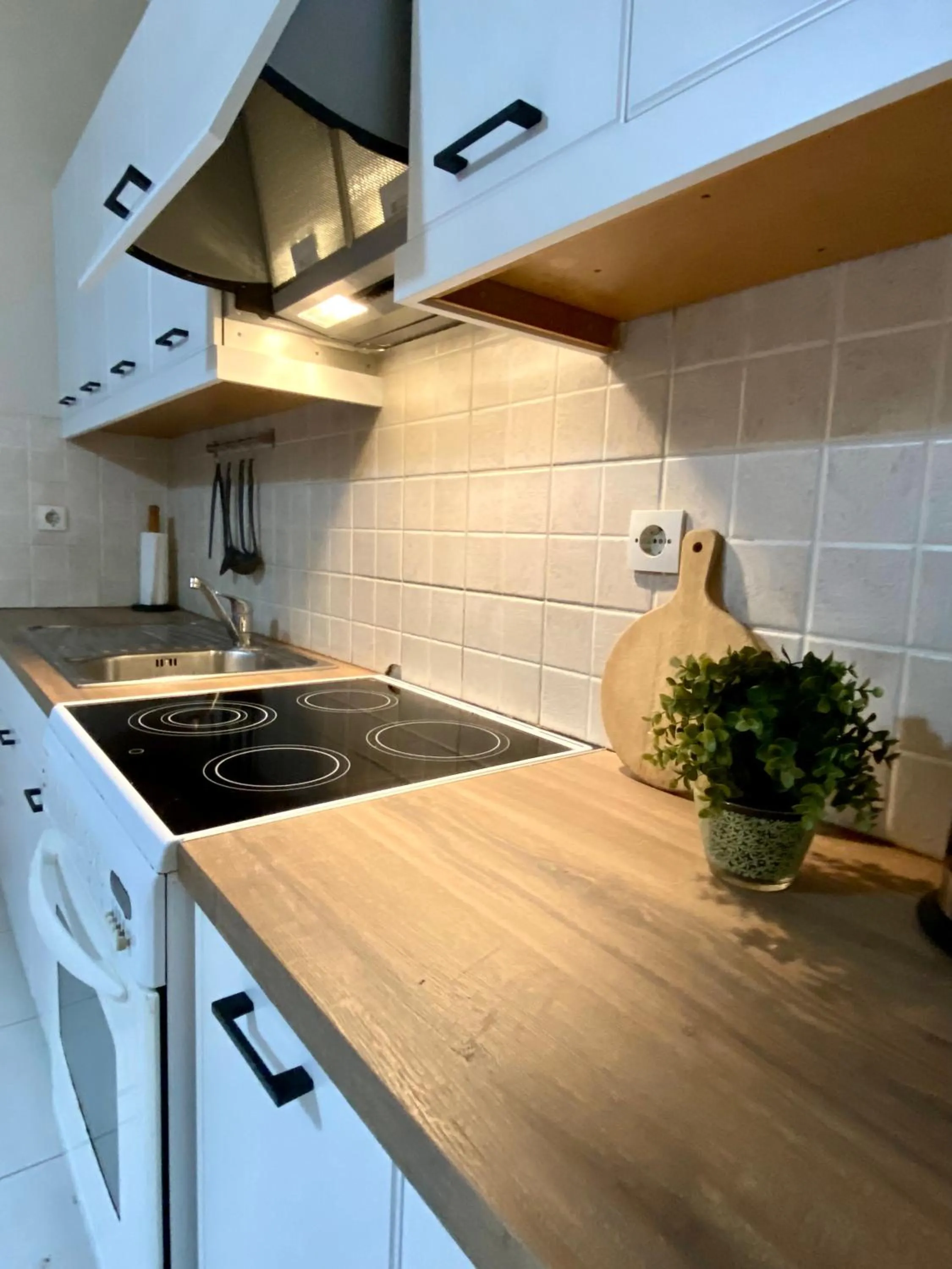 stove in Kaloudis Studios & Apartments