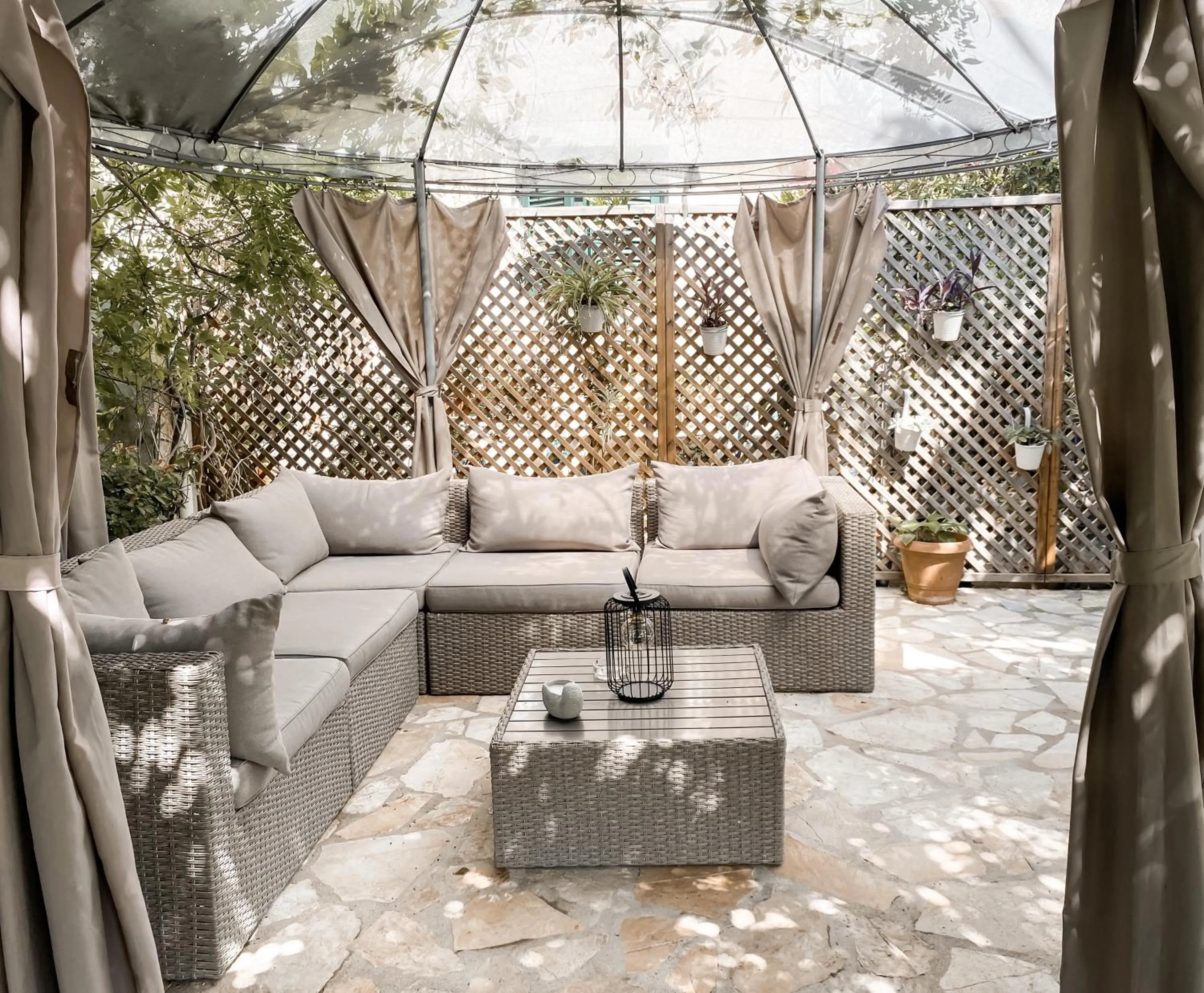 Patio in Kaloudis Studios & Apartments